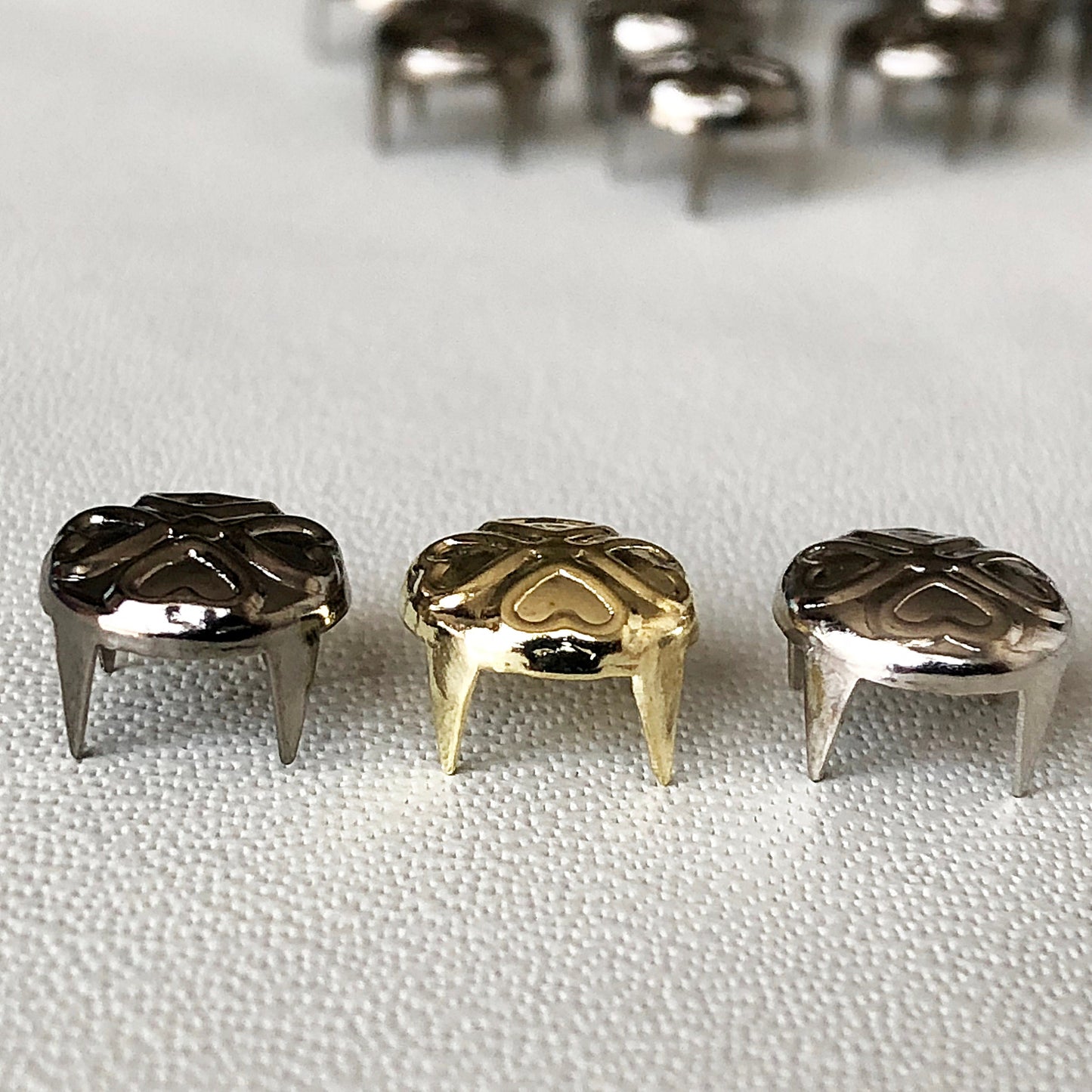 100pcs 9mm Gold Silver Gun Metal Color Prong Studs Rivets Craft Supplies Hardware Leatherworking for Fabric Leather Wood Rubber Projects -A4