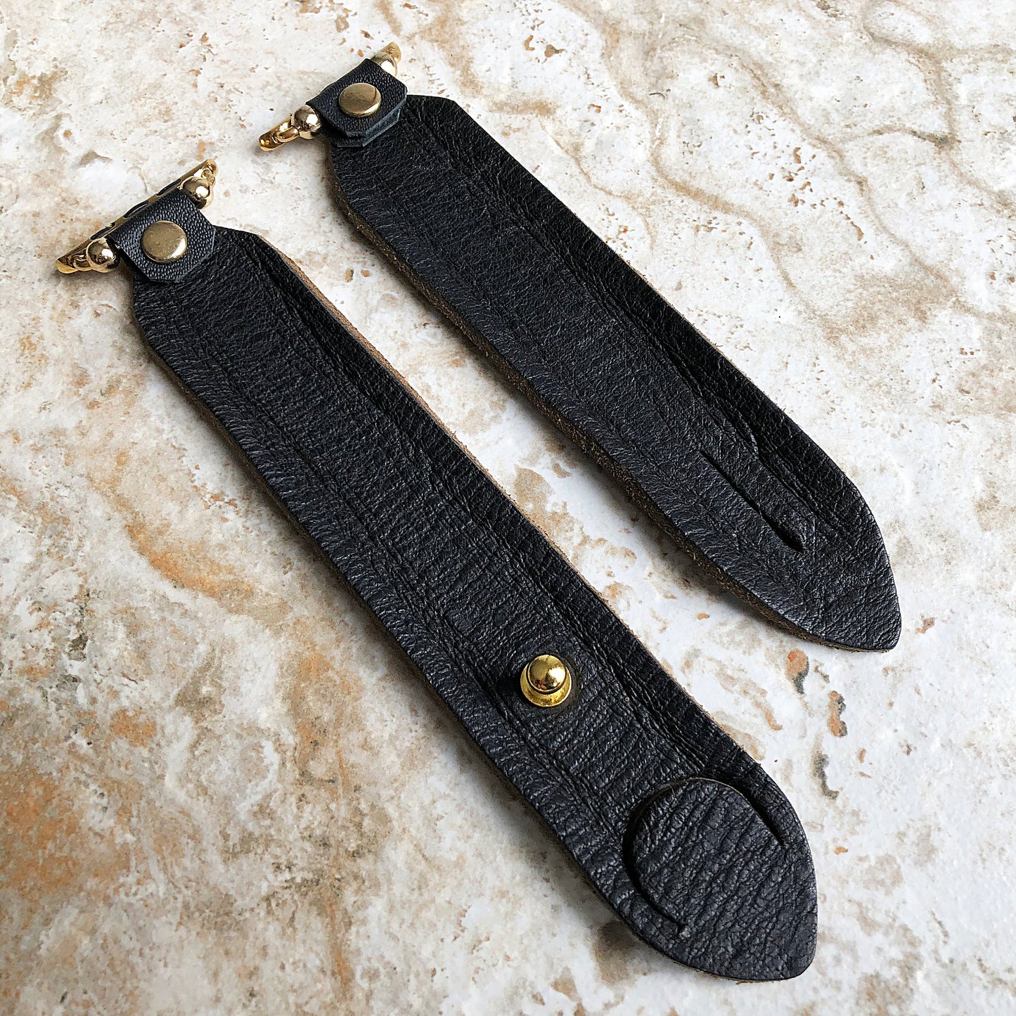 Apple Watch Ultra 2 9 8 7 SE 6 5 4 3 2 1 Black Distressed Leather Band Bracelet for 38mm 40mm 41mm 42mm 44mm 45mm 49mm Gold Stainless Steel