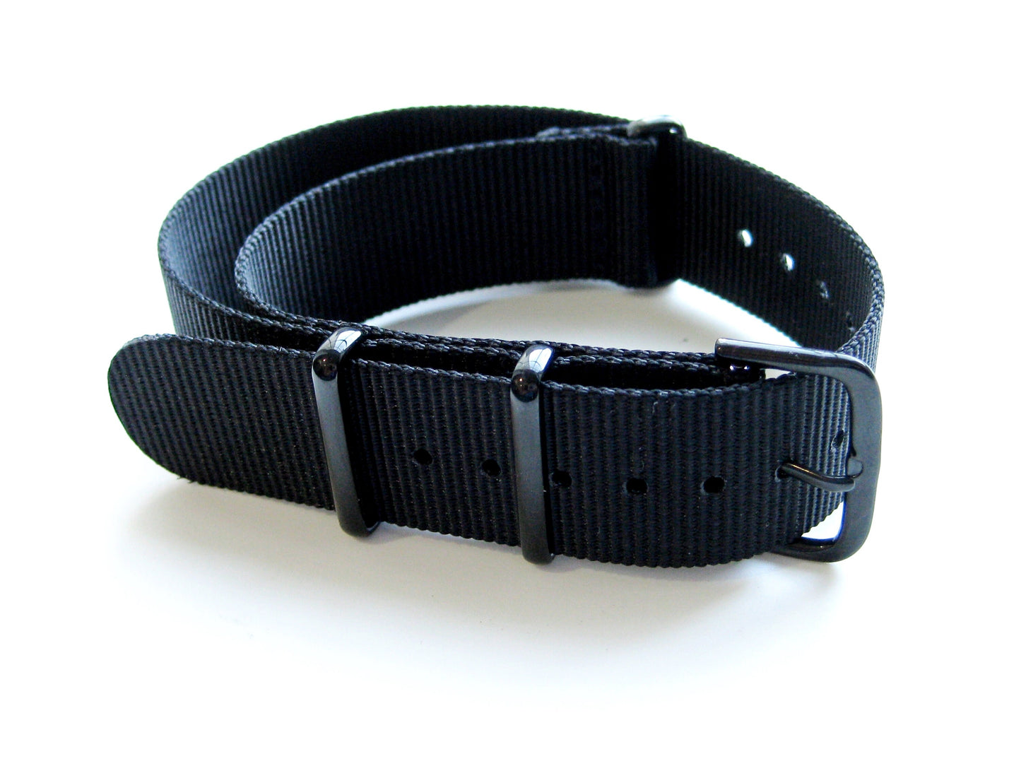 22mm 20mm 24mm Durable Long Lasting Nylon Band Strap for Luxury Sports and Casual Watches - Waterproof and Washable (NYL-ALLB)