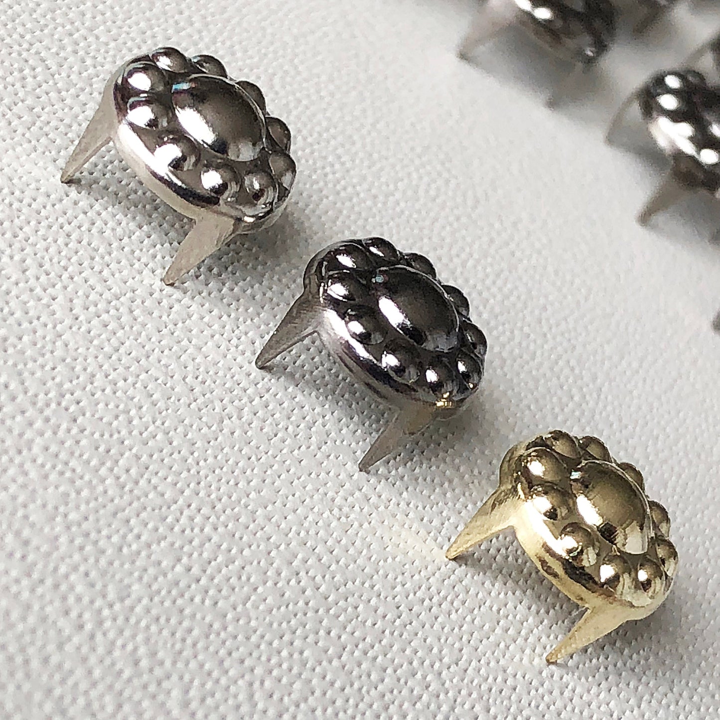 100pcs 9mm Gold Silver Gun Metal Color Prong Studs Rivets Craft Supplies Hardware Leatherworking for Fabric Leather Wood Rubber Projects -A3