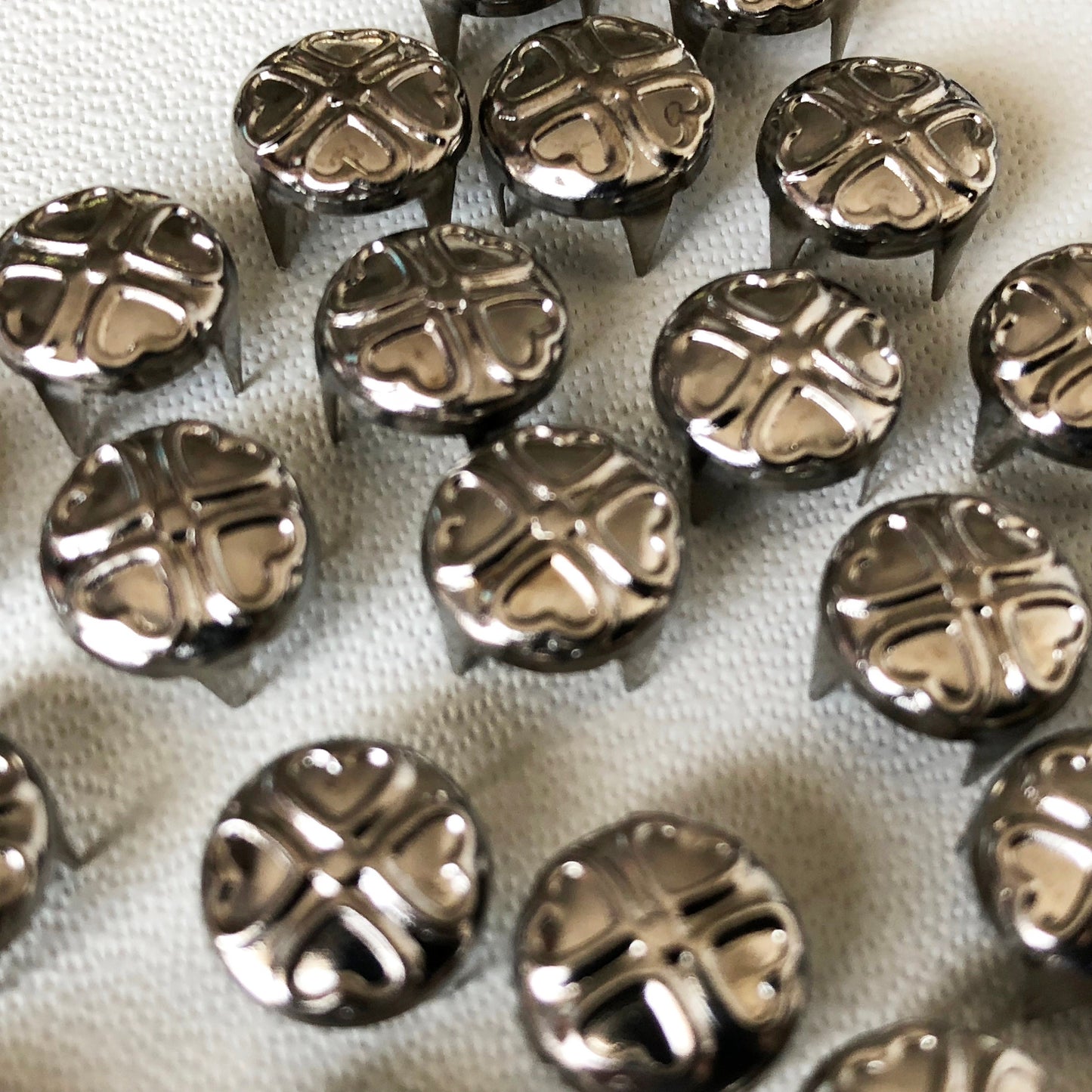 100pcs 9mm Gold Silver Gun Metal Color Prong Studs Rivets Craft Supplies Hardware Leatherworking for Fabric Leather Wood Rubber Projects -A4