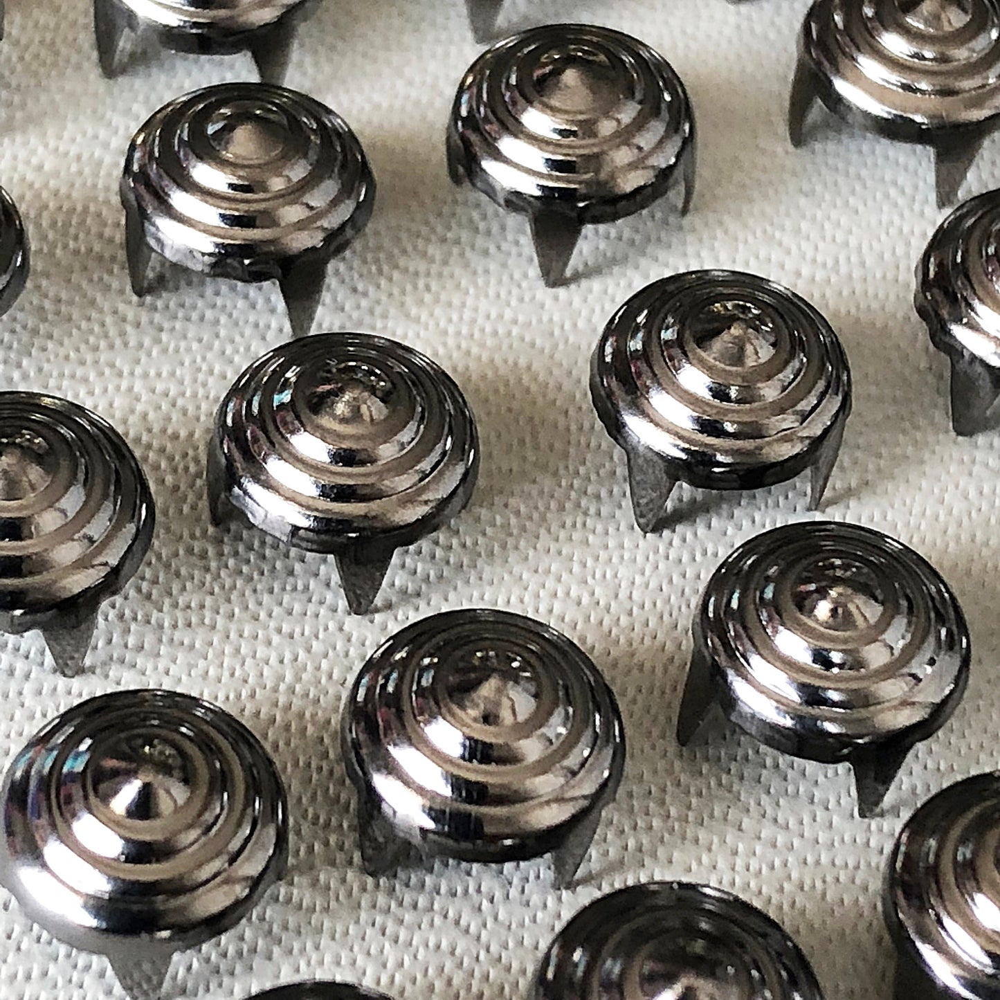 100pcs 9mm Gold Silver Gun Metal Color Prong Studs Rivets Craft Supplies Hardware Leatherworking for Fabric Leather Wood Rubber Projects -A5