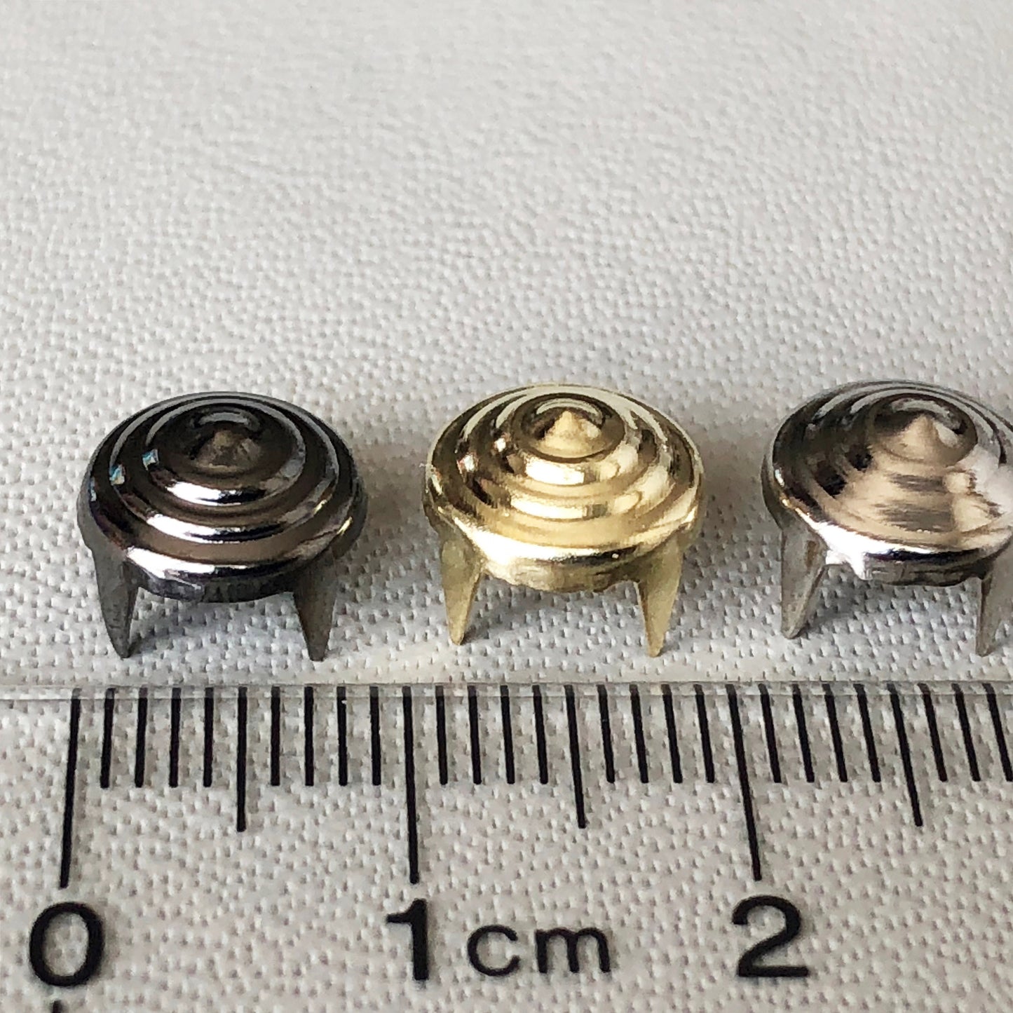100pcs 9mm Gold Silver Gun Metal Color Prong Studs Rivets Craft Supplies Hardware Leatherworking for Fabric Leather Wood Rubber Projects -A5