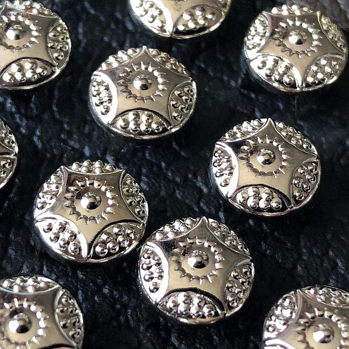 100pcs 9mm Gold Silver Gun Metal Color Prong Studs Rivets Craft Supplies Hardware Leatherworking for Fabric Leather Wood Rubber Projects -A6