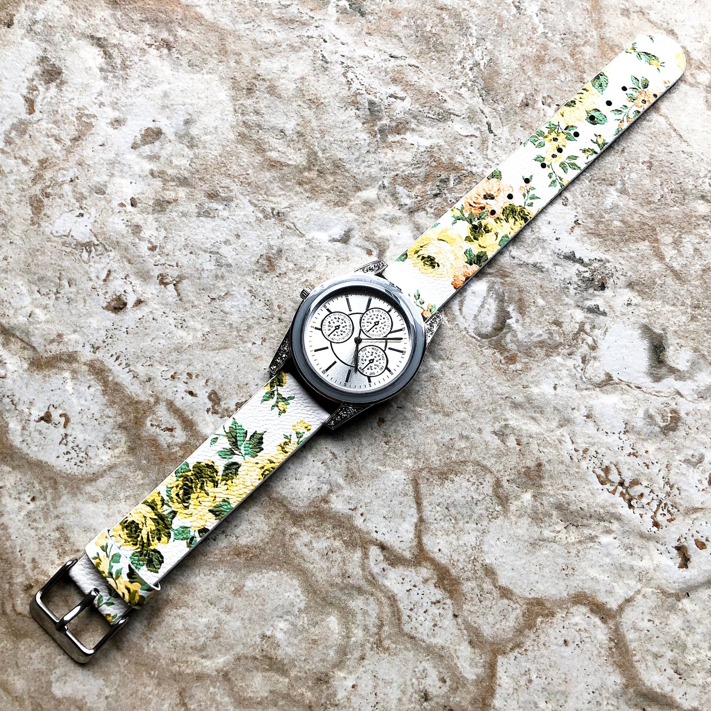 Garmin Yellow Floral FL-1 Band for Forerunner 265S 255S Vivoactive 4S Vivomove 3S Captain Marvel Rey Leather Strap Quick Release B18