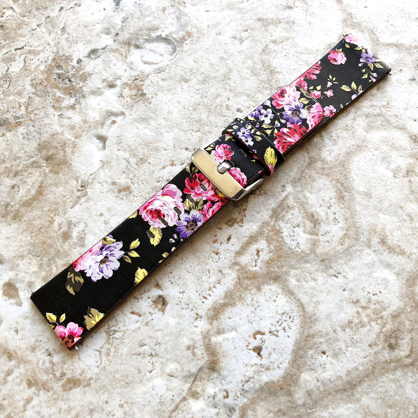 Black Red Floral FL-5 Band for Samsung Watch 7 6 5 4 40mm 44mm 45mm Classic 42mm 43mm 46mm 47mm Leather Strap with Quick Release Pins P20
