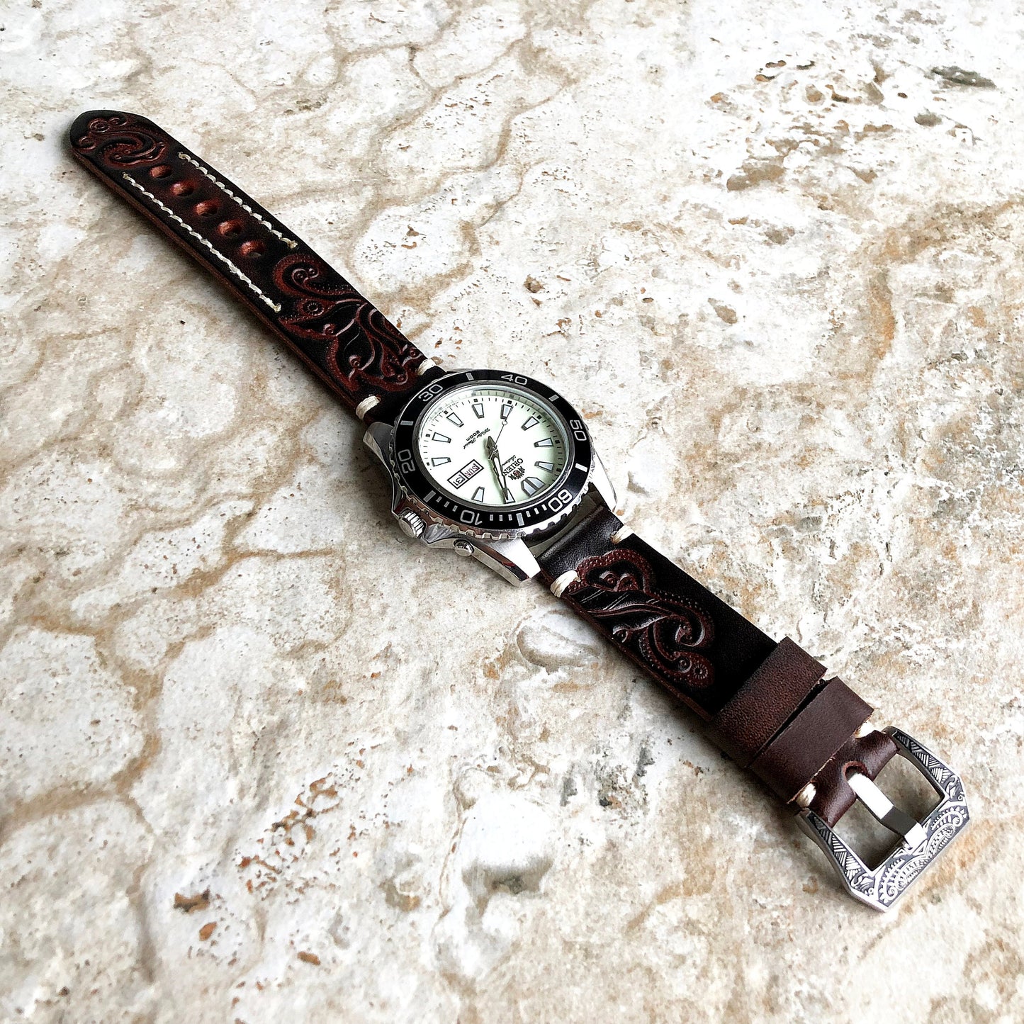 22mm Dark Brown 18mm 20mm 24mm Tooled Embossed Handmade Premium Leather Band Strap Bracelet Watch Kit for Watches - Pins Buckle Tool