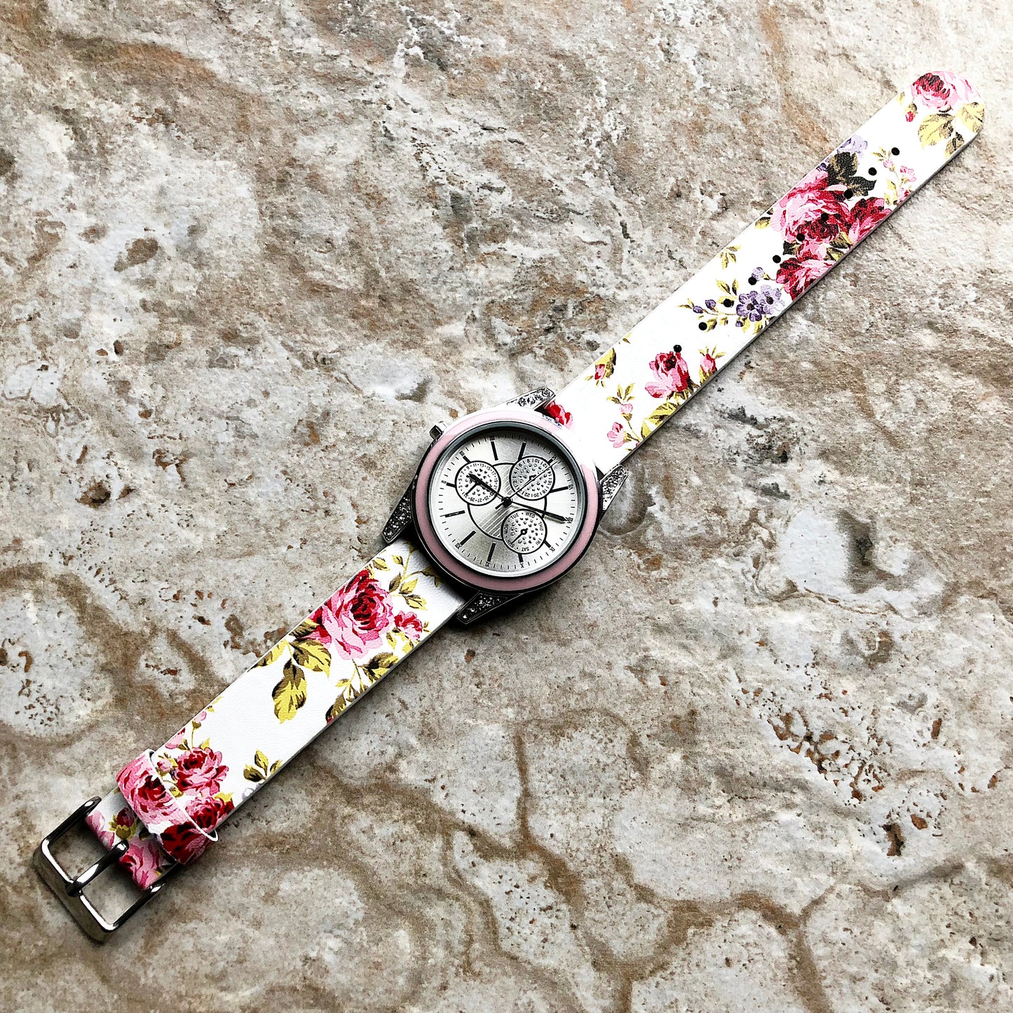 18mm Width Red Floral FL-3 Soft Leather Watch Strap Band for Wrist Hand Watches - Quick Release Pins Included Easy and Ready to Attach
