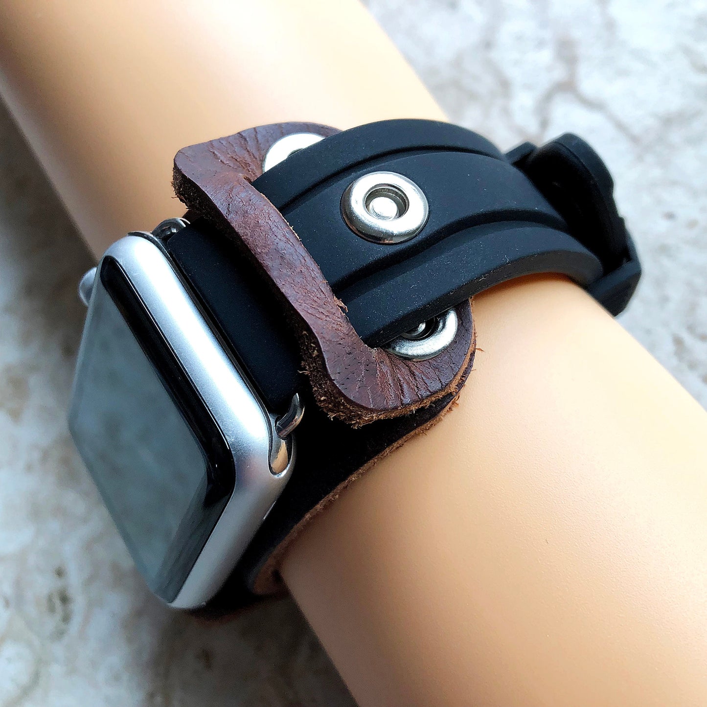 Apple Brown Leather with Black Rubber Band for iWatch Ultra 2 9 8 7 6 SE 5 4 3 2 1 Case 38mm 40 41mm 42mm 44mm 45mm 49mm Bracelet Strap Cuff