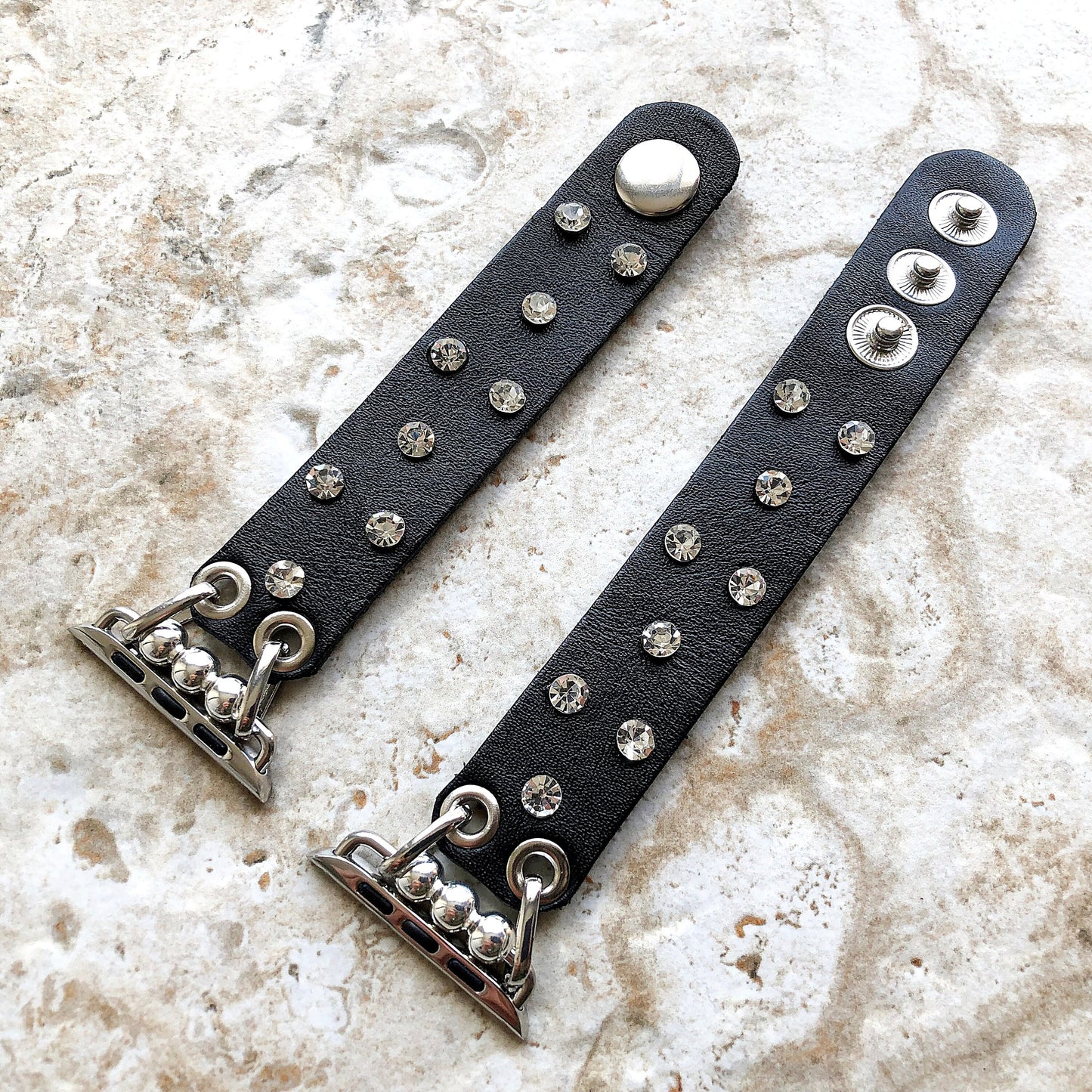 Apple Watch Ultra 2 9 8 7 SE 6 5 4 3 2 1 Black Leather Bracelet Band with Crystals for iWatch 38mm 40 41 42mm 44mm 45mm 49mm Strap BL20-CLC5