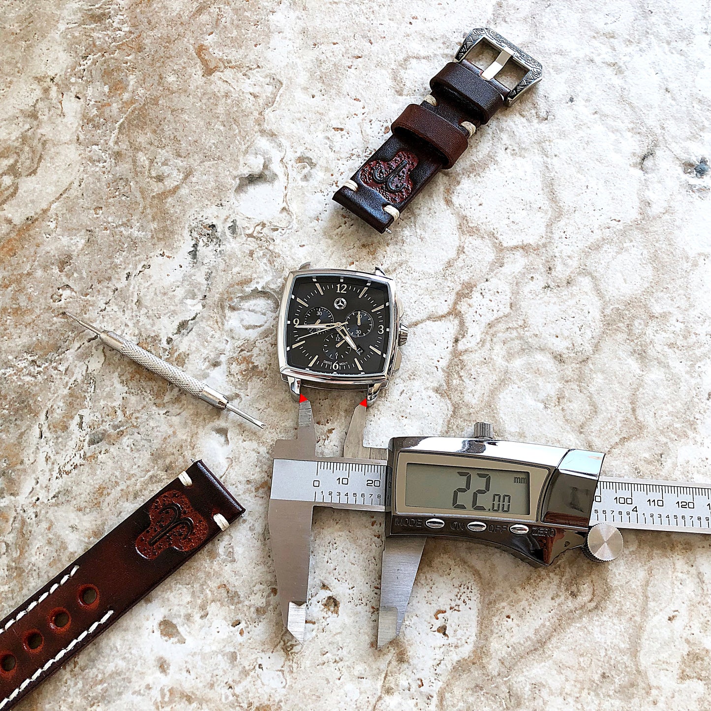 Bull Head Band 22mm 24mm 25mm Compatible with Apple Watch Fitbit Versa 2 3 4 Sense 2 Ionic Accented Embossed Real Leather Handmade Strap