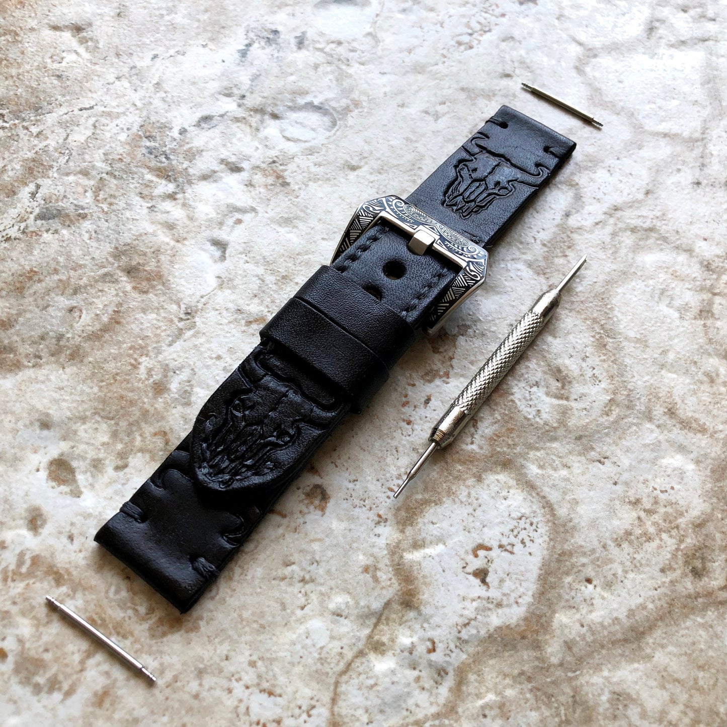 Garmin Buffalo Skull Black Leather Band for Forerunner 745 265 255 Venu 3 2 Darth Vader First Avenger Vivoactive 4 Embossed Strap Tool B22