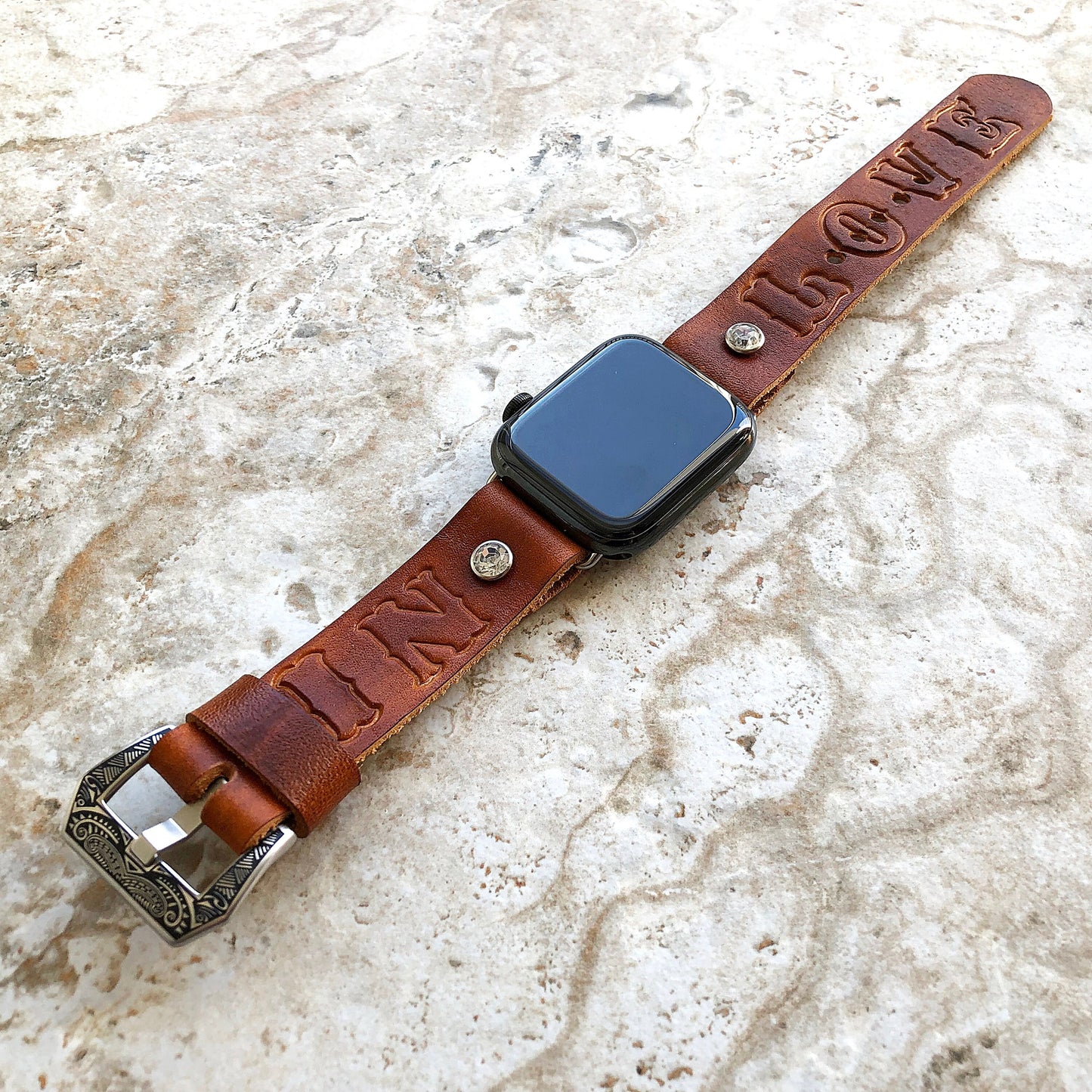 Apple Watch Band In Love with Crystals for iWatch Ultra 2 9 8 7 6 SE 5 4 3 2 1 38mm 40mm 41mm 42mm 44mm 45mm 49mm Leather Bracelet Strap