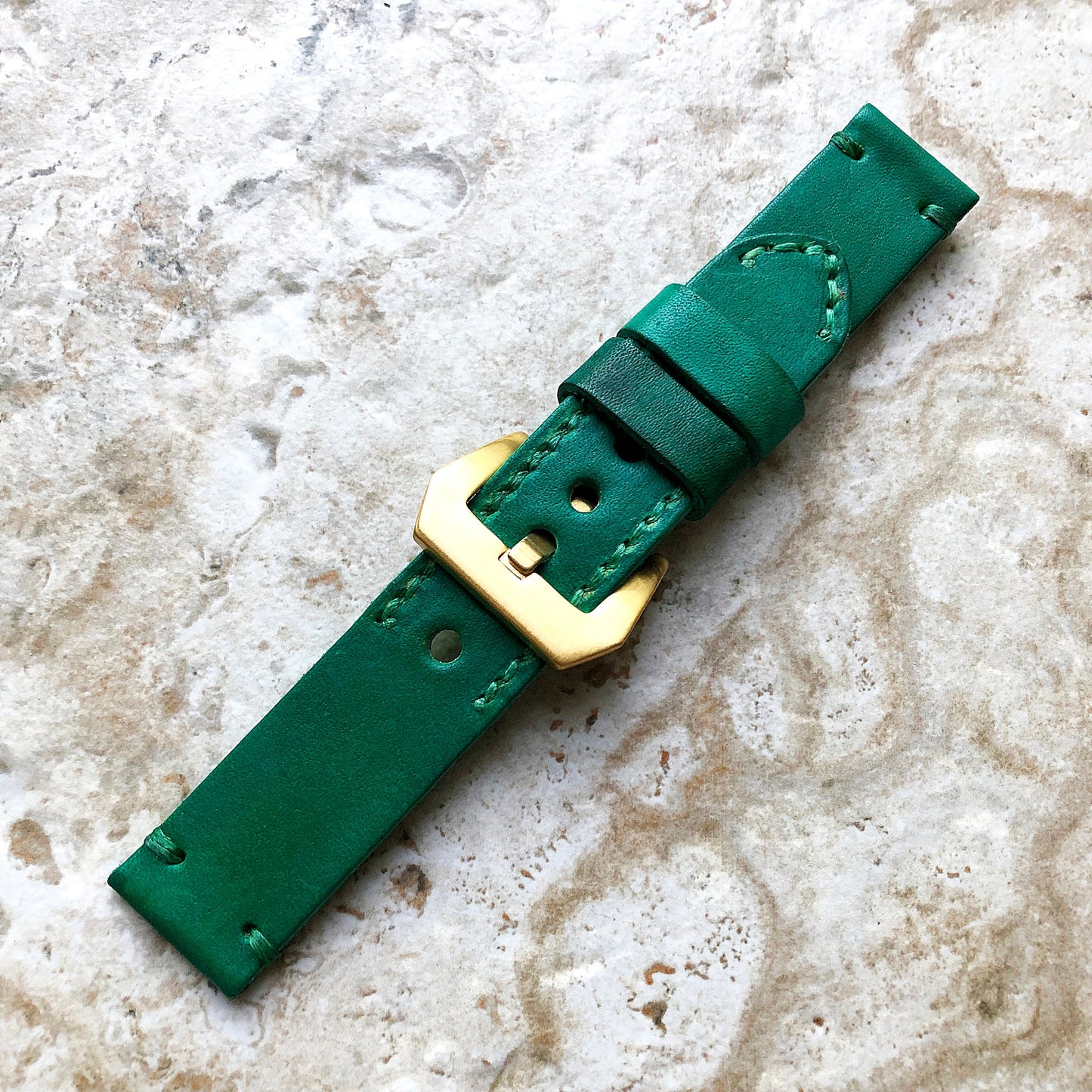 Green Band 22mm 24mm 25mm Leather Handmade Strap Compatible with Apple Ultra 8 7 SE 6 5 4 3 2 1 Watch Fitbit Versa 2 3 4 Sense 2 Ionic