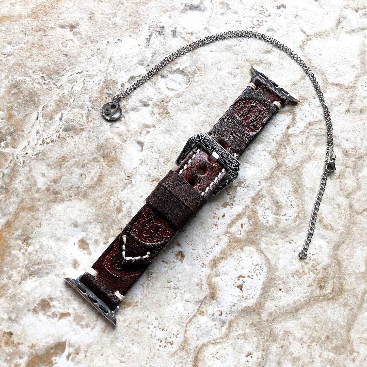 Apple Watch Leo Zodiac Band Set for Ultra 2 9 8 7 SE 6 5 4 3 2 1 38mm 40 41 42 44 45mm 49mm Brown Leather Embossed Strap Bracelet & Necklace