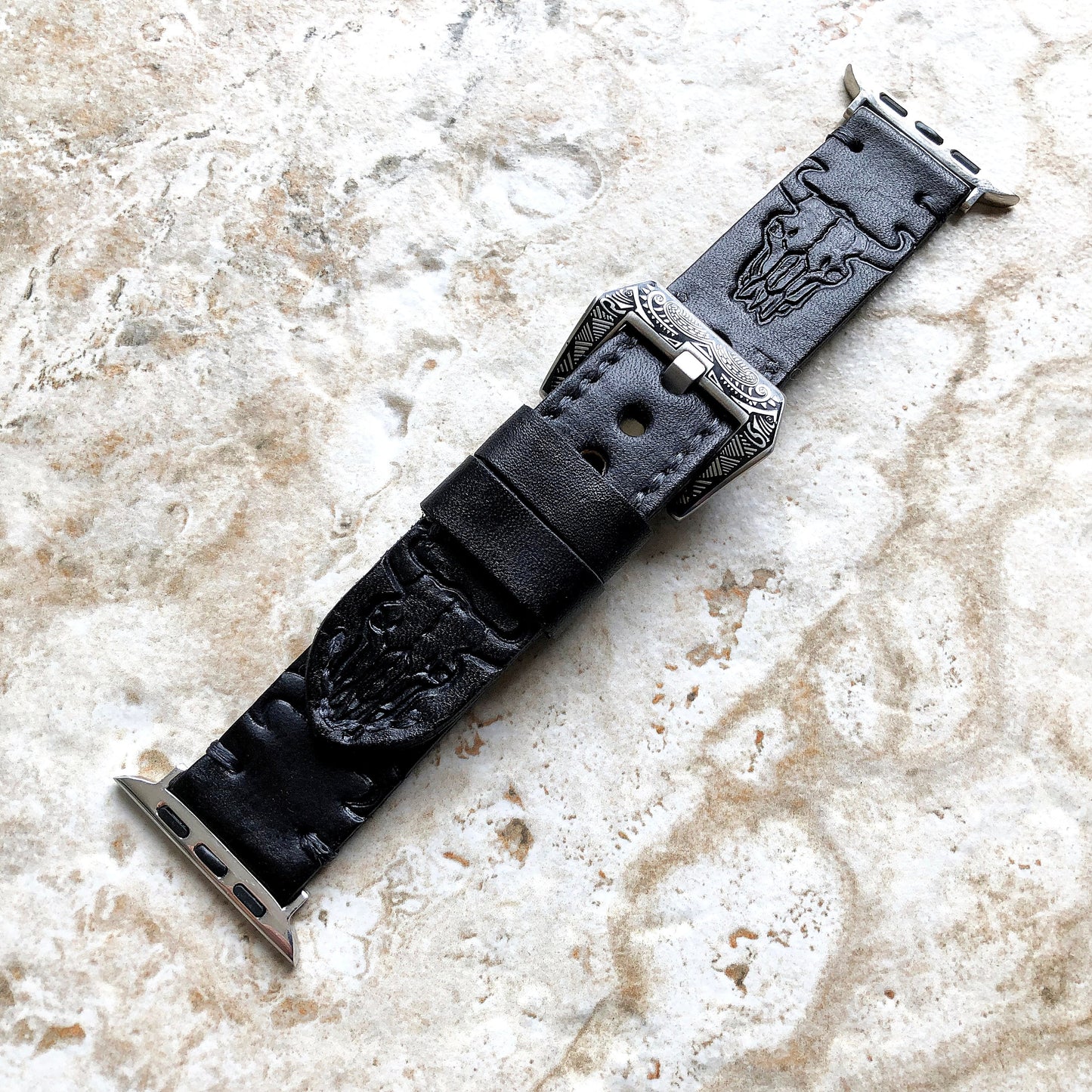 Apple Watch Leather Band Buffalo Skull Black for iWatch Ultra 2 49mm and 9 8 Series 41mm 45mm Case Tooled Embossed Handmade Strap Bracelet