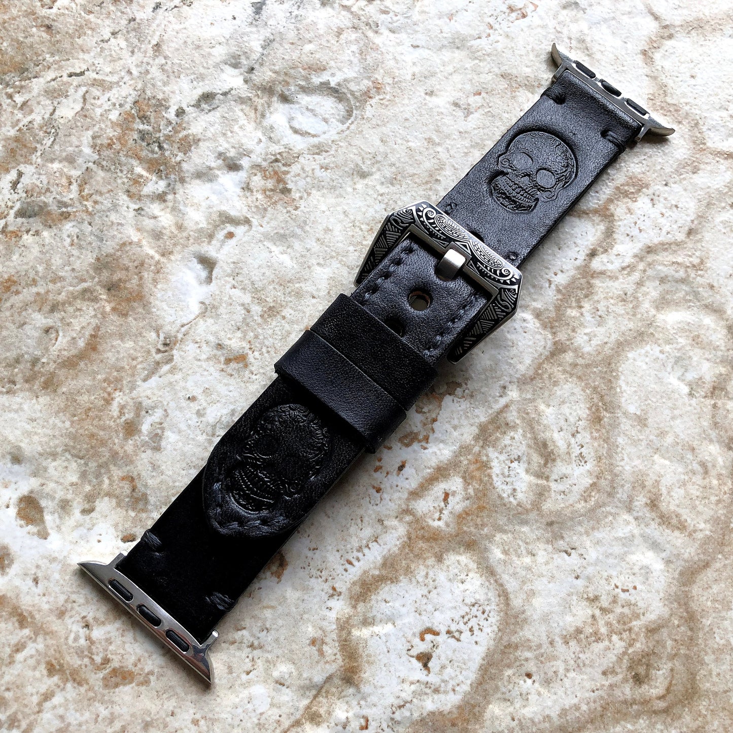 Apple Watch Skull Band Black Genuine Leather for iWatch All Series 38mm 40mm 41mm 42mm 44mm 45mm 49mm Case Tooled Embossed Strap Bracelet
