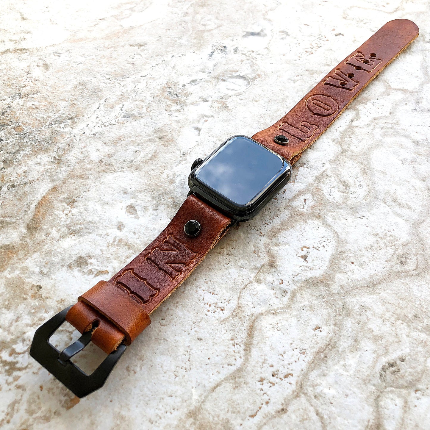 Apple Watch Band In Love with Crystals for iWatch Ultra 2 9 8 7 6 SE 5 4 3 2 1 38mm 40mm 41mm 42mm 44mm 45mm 49mm Leather Bracelet Strap