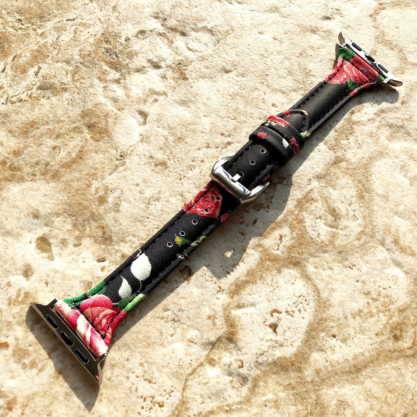 Apple Red Roses Band for iWatch Ultra 2 49mm and 9 8 Series 41mm 45mm Case Slim Handmade Elegant Soft Leather Straps Bracelet