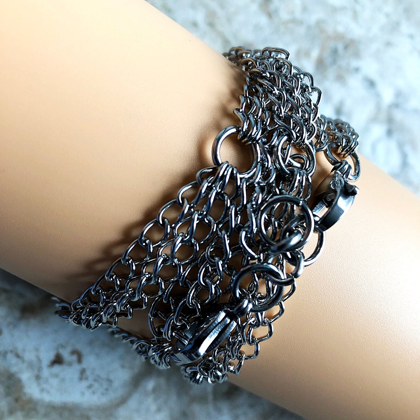 Apple New Curb Chain with Soldered Links Bracelet for iWatch Ultra 2 49mm and 9 8 Series 41mm 45mm Case Stainless Steel Jewelry Band Strap