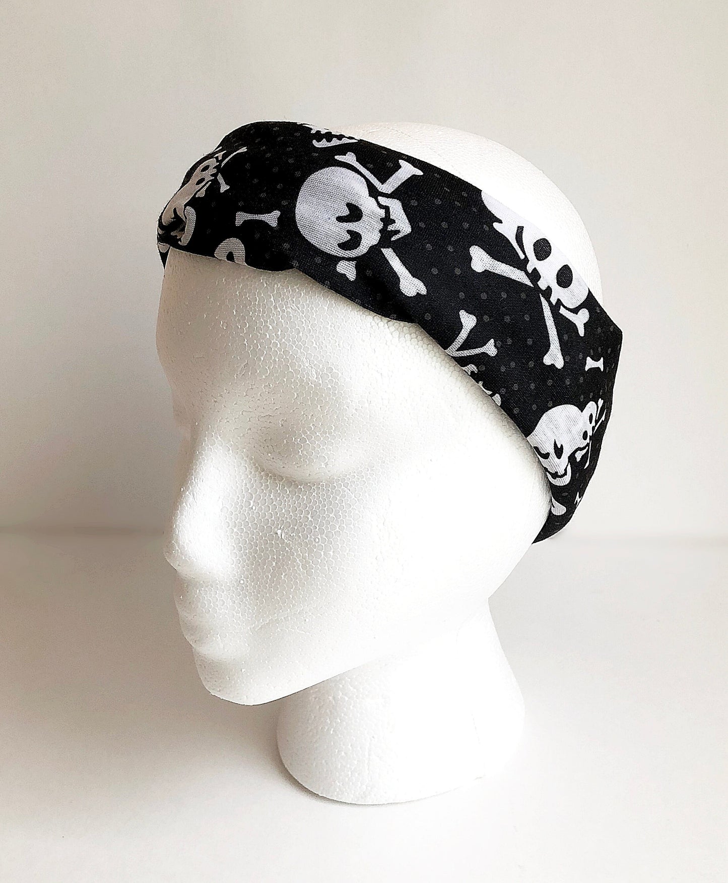 Funny Skulls Face Mask Scarf Multi Functional Seamless Protective Covering Elastic Neck Gaiter Bandana Breathable Balaclava Head Wear N112
