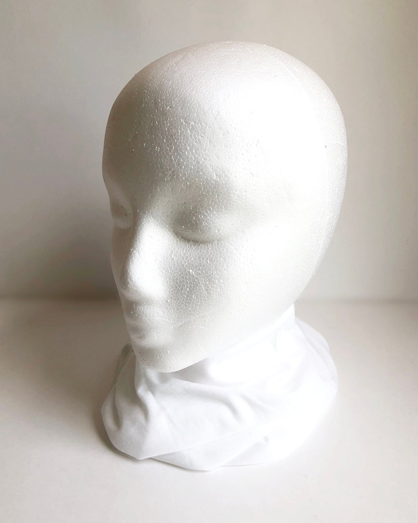 White Color Face Mask Scarf New Multi Functional Seamless Protective Covering Elastic Neck Gaiter Bandana Breathable Balaclava Head Wear N15