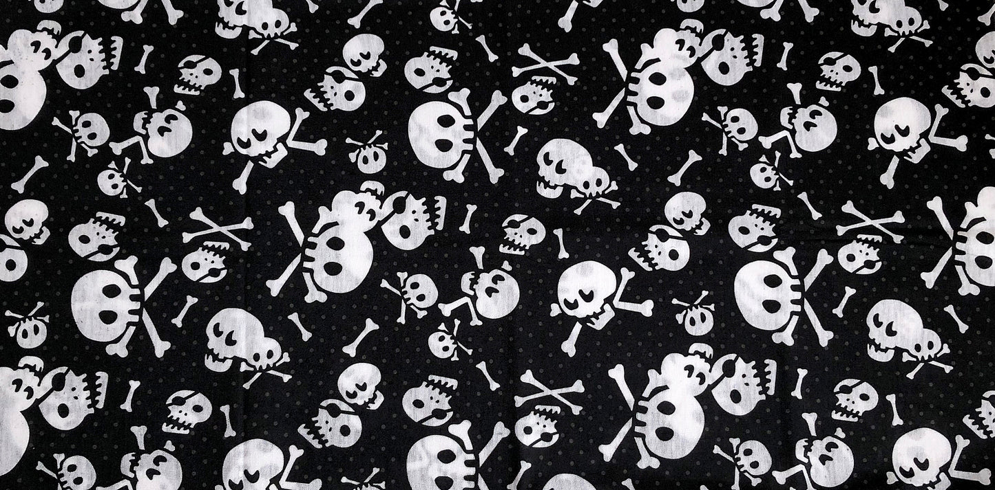Funny Skulls Face Mask Scarf Multi Functional Seamless Protective Covering Elastic Neck Gaiter Bandana Breathable Balaclava Head Wear N112