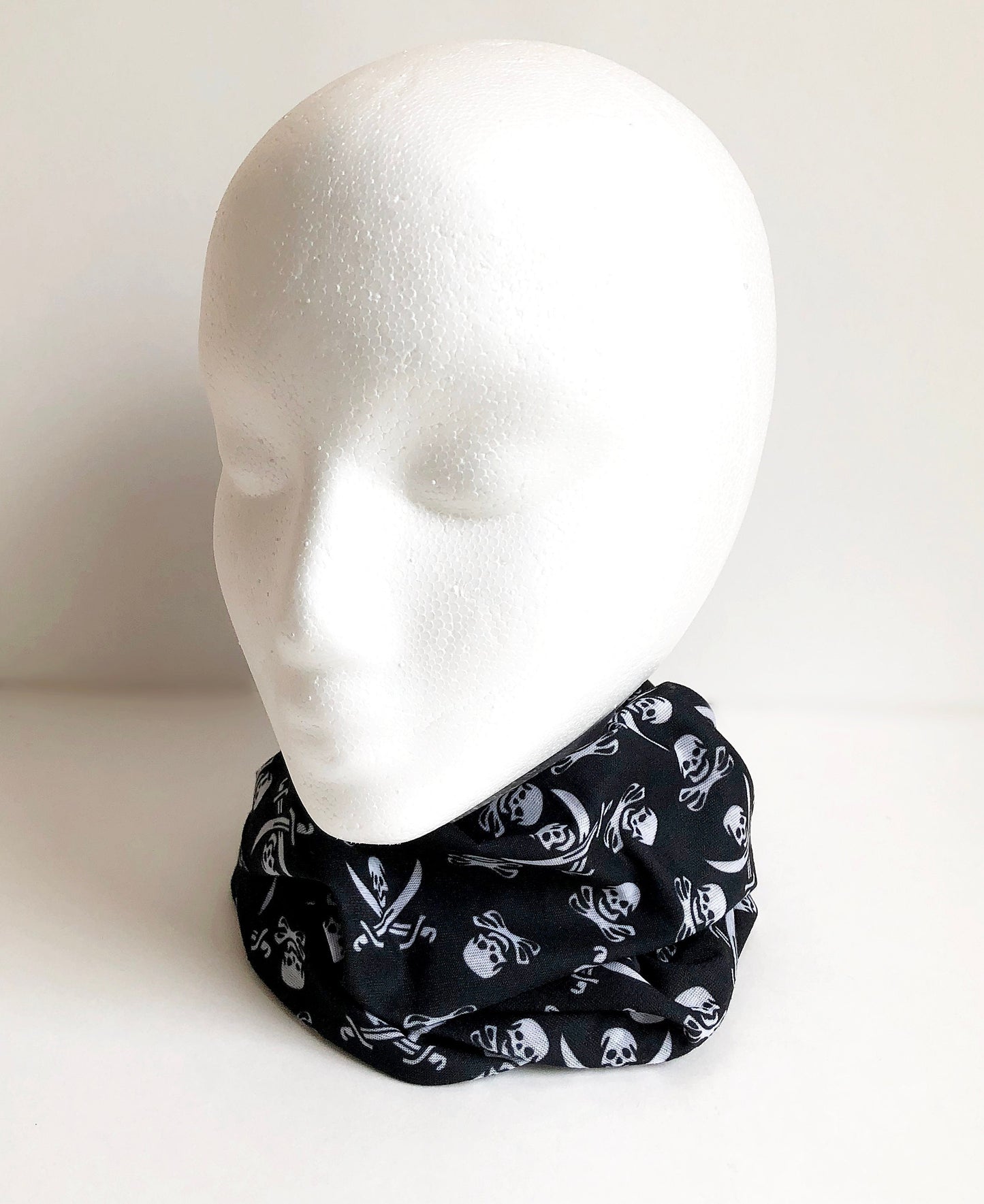 Pirate Flag Face Mask New Scarf Multi Functional Seamless Protective Covering Elastic Neck Gaiter Bandana Breathable Balaclava Head Wear N99