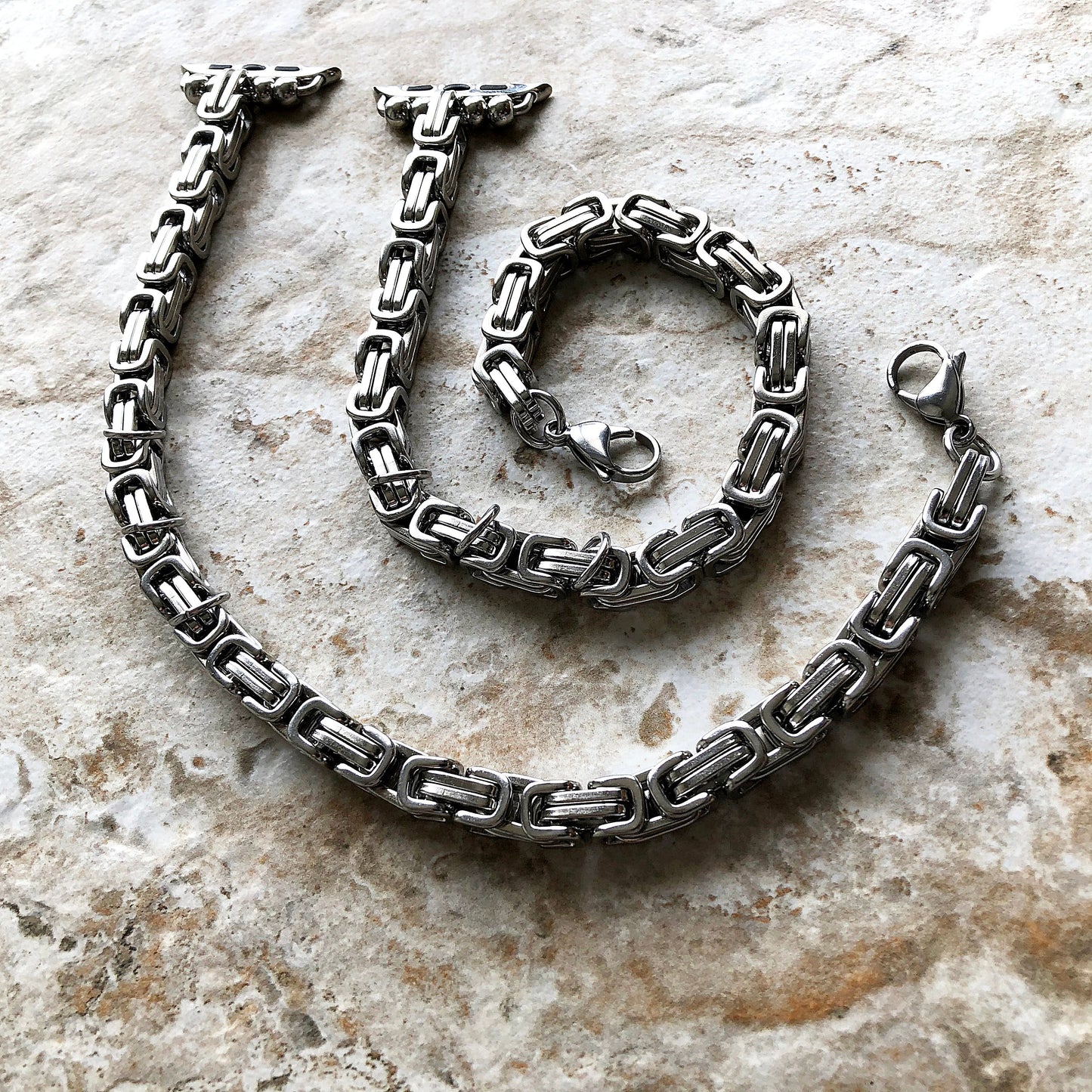 Apple Band Bracelet for iWatch Ultra 2 49mm and 9 8 Series 41mm 45mm Case Byzantine 8mm Chain Silver Stainless Steel Strap Tarnish Resistant