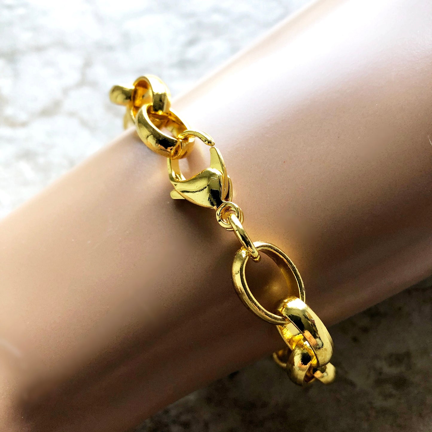 10mm Width Gold Shiny Color Stainless Steel Chains Bracelets Elipse Links Customisable Size Unisex Jewelry Tarnish Resistant Very Strong