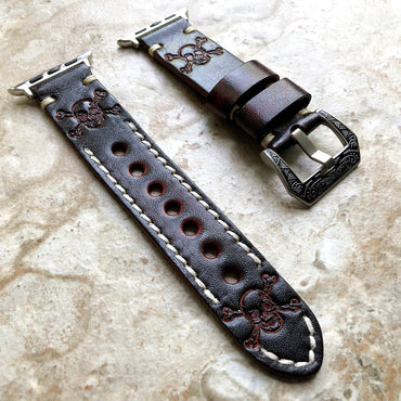 Apple Watch Band Dark Brown Skull Crossbones for Ultra 2 9 8 7 6 SE 5 4 3 2 1 iWatch 38mm 40 41mm 42mm 44mm 45mm 49mm Embossed Leather Strap