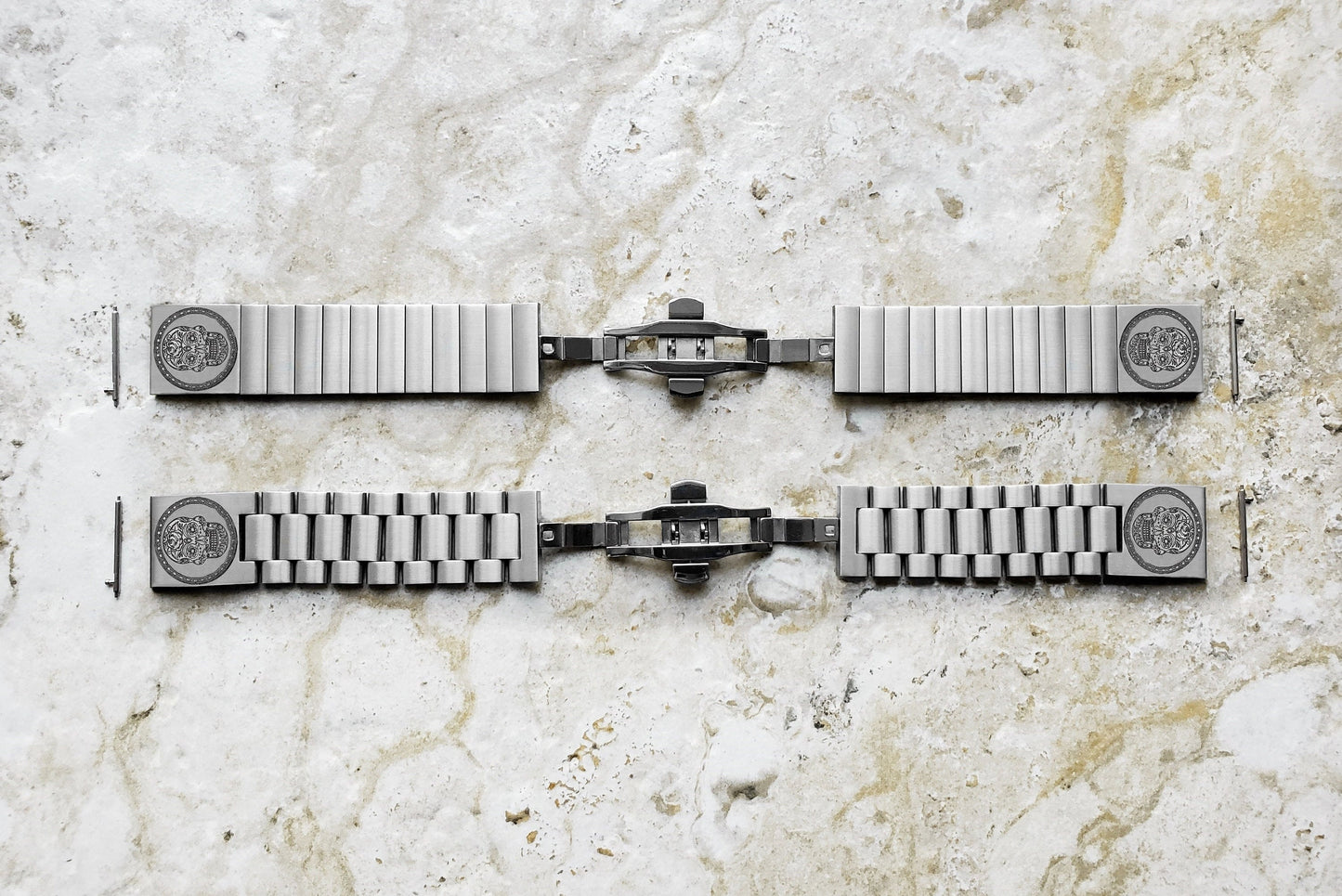 Engraved Watch Band for 22mm 24mm 25mm Lugs Traditional Casual Luxury and Smartwatches Silver Color Stainless Steel Bracelet Strap SS2