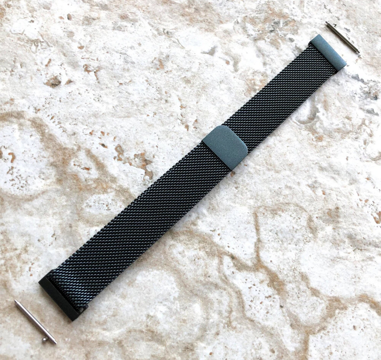 18mm Lug Width Band Strap for Luxury Smart Traditional Wrist Watches Adjustable Stainless Steel Milanese Mesh Bracelet Magnetic Closure