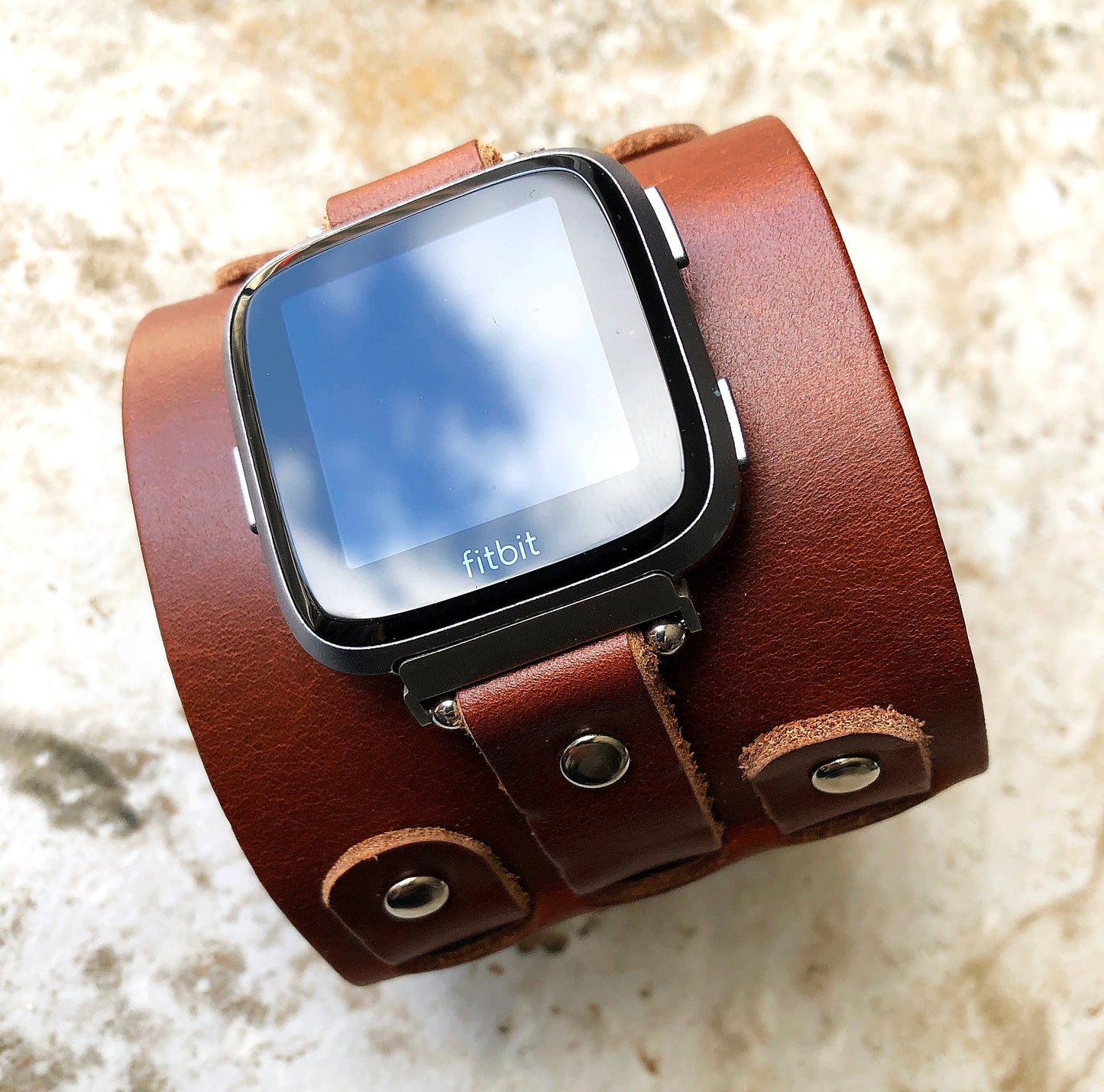 Fitbit Versa 2 3 4 Sense 2 Lite Watch Band Cuff Bund Steampunk Wide Strap Genuine Soft Leather Adjustable Bracelet Brown Color