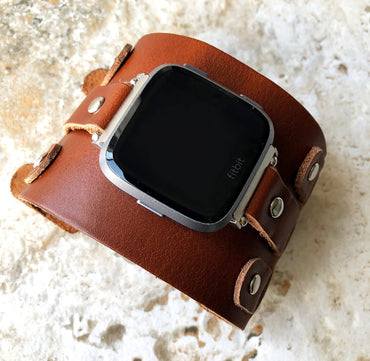 Fitbit Versa 2 3 4 Sense 2 Lite Watch Band Cuff Bund Steampunk Wide Strap Genuine Soft Leather Adjustable Bracelet Brown Color