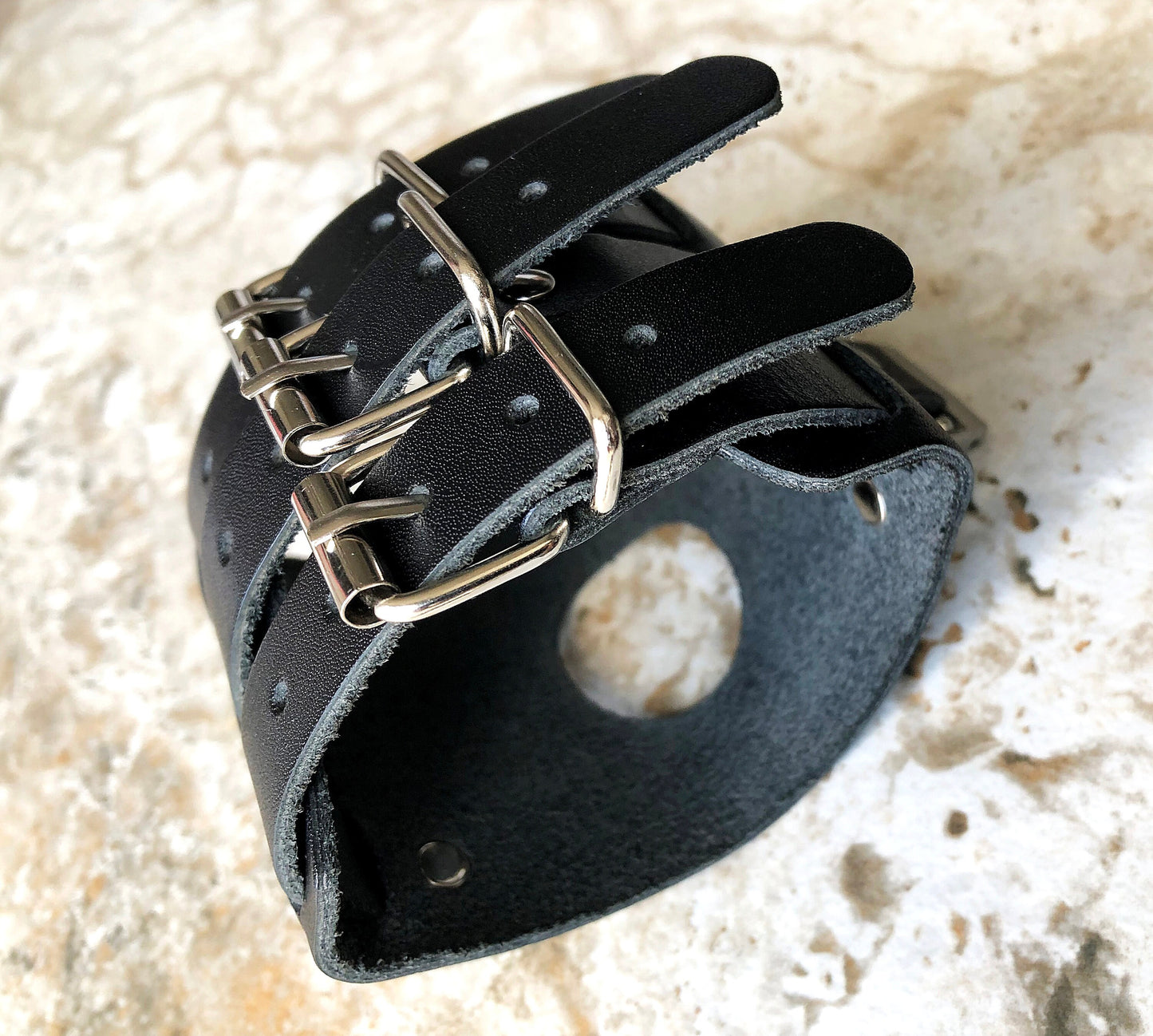 Fitbit Versa 2 3 4 Sense 2 Lite Watch Band Cuff Bund Steampunk Wide Strap Genuine Soft Leather Adjustable Bracelet Black Color