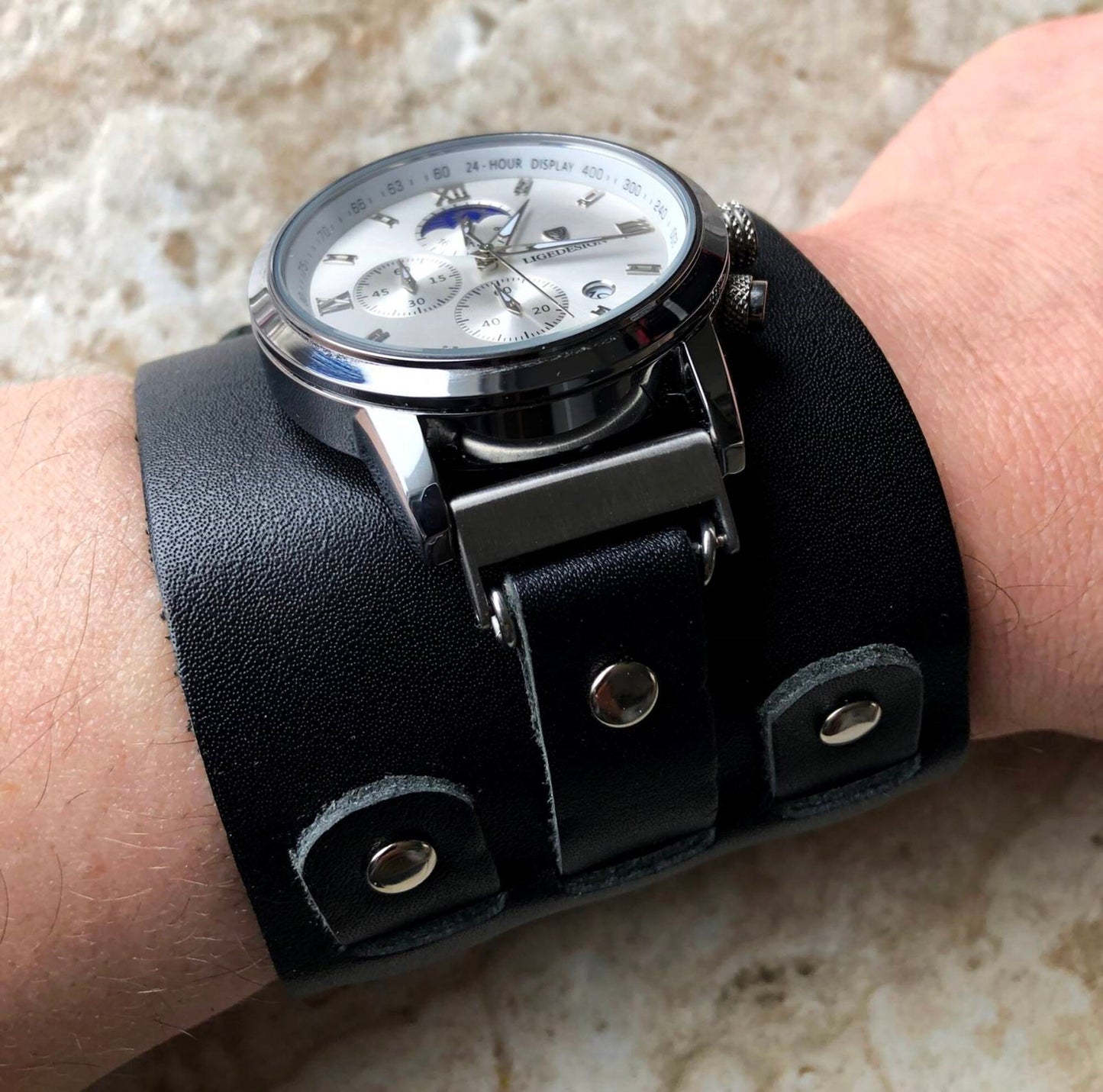 Black Cuff Bund Steampunk Wide Leather Band Strap for 18mm 19mm 20mm 21mm 22mm 23mm 24mm 25mm 26mm Traditional Casual Luxury Smart Watches