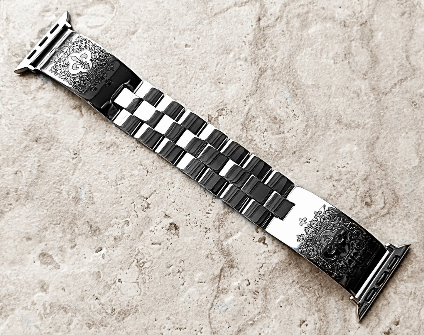 Apple Watch Band Fleur De Lis for Ultra 2 49mm 45mm 44mm 42mm 41mm 40mm 38mm 9 8 7 SE 6 5 4 3 2 Engraved St Steel Adjust Polished Cuff Strap