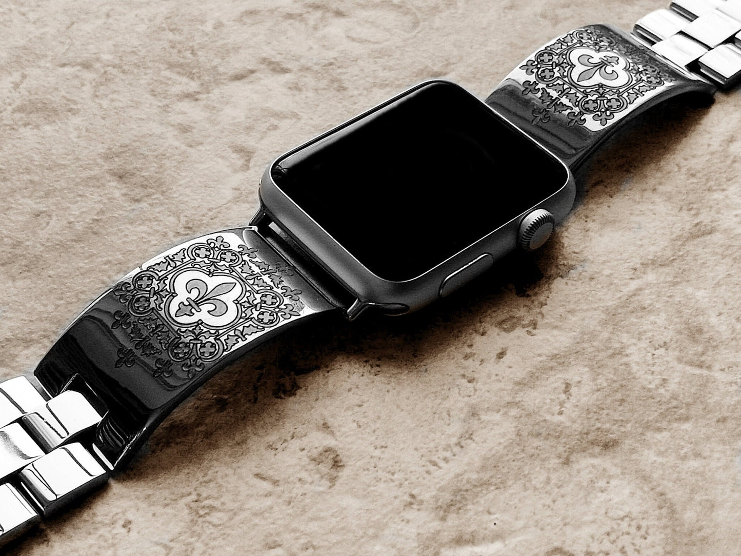 Apple Watch Band Fleur De Lis for Ultra 2 49mm 45mm 44mm 42mm 41mm 40mm 38mm 9 8 7 SE 6 5 4 3 2 Engraved St Steel Adjust Polished Cuff Strap