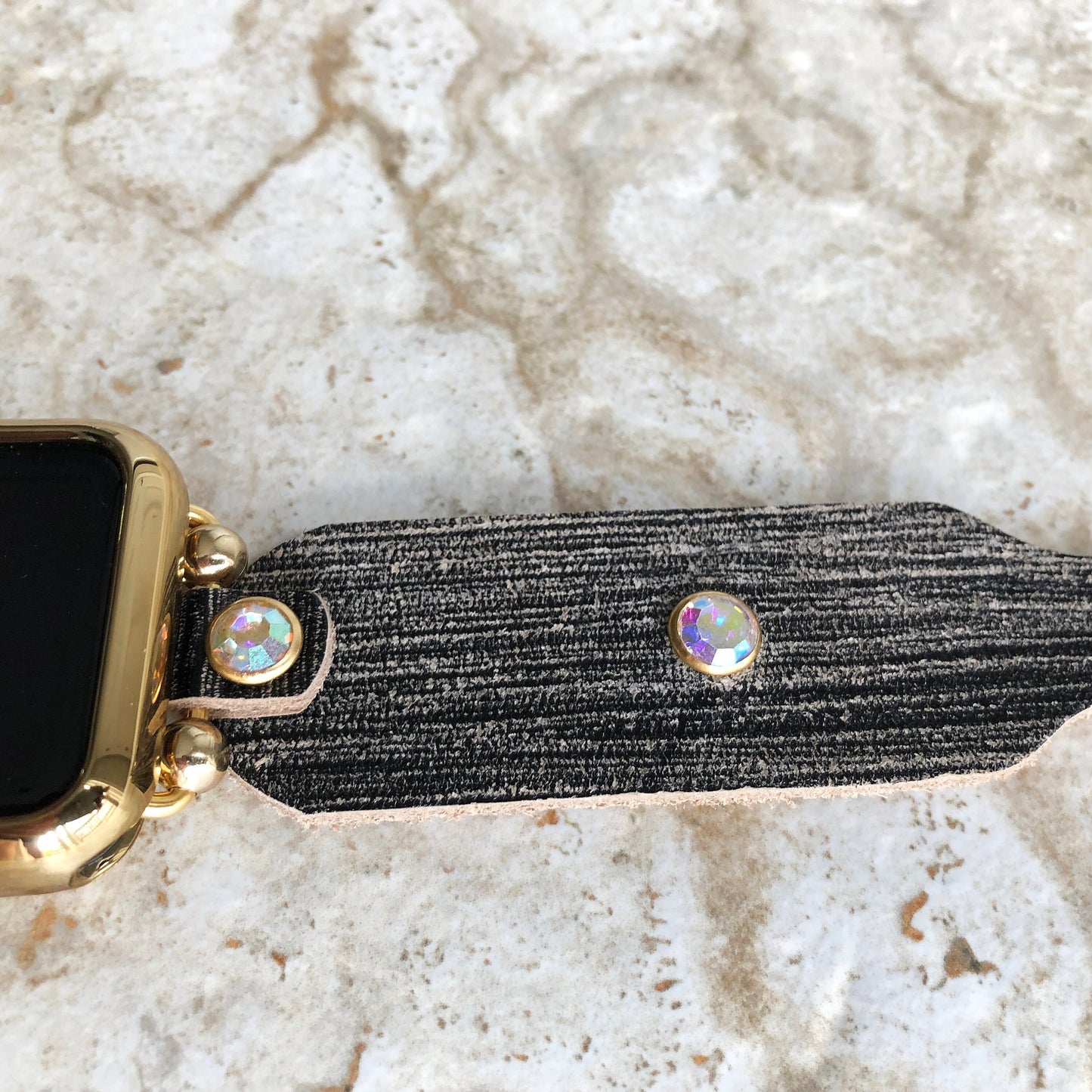 Apple New Modern Handmade Black and Burnished Gold Leather Bracelet iWatch All Series Band for Ultra 2 49mm and 9 8 Series 41mm 45mm Case
