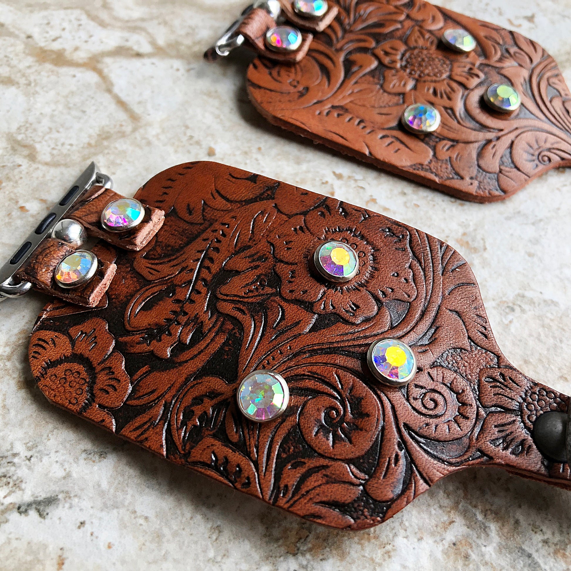 Apple Embossed Bracelet Band 41mm 45mm 49mm Brown Flourish Leather for iWatch Ultra 2 49mm and 9 8 Series Handmade Tooled Strap Crystals