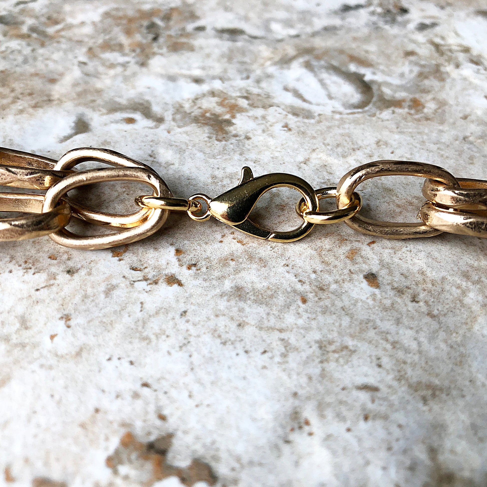 Apple Watch Ultra 2 and 9 8 Series Gold Color Bracelet Band for 41mm 45mm 49mm Case iWatch Oval Links Handmade Fashion Jewelry Strap