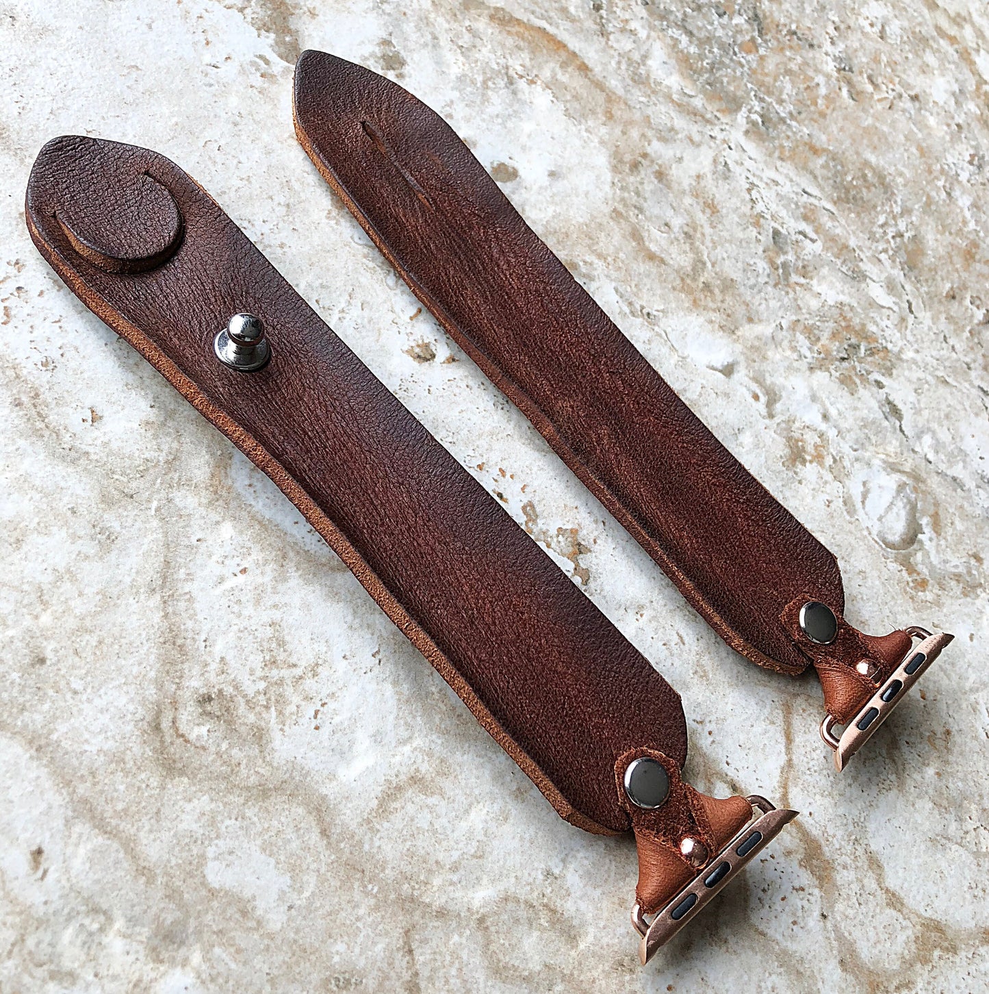 Apple Watch Band in Brown Distressed Leather Bracelet for Watch Ultra 2 49mm and 9 8 Series 41mm 45mm Case Strap Cuff in Rose Gold Finish