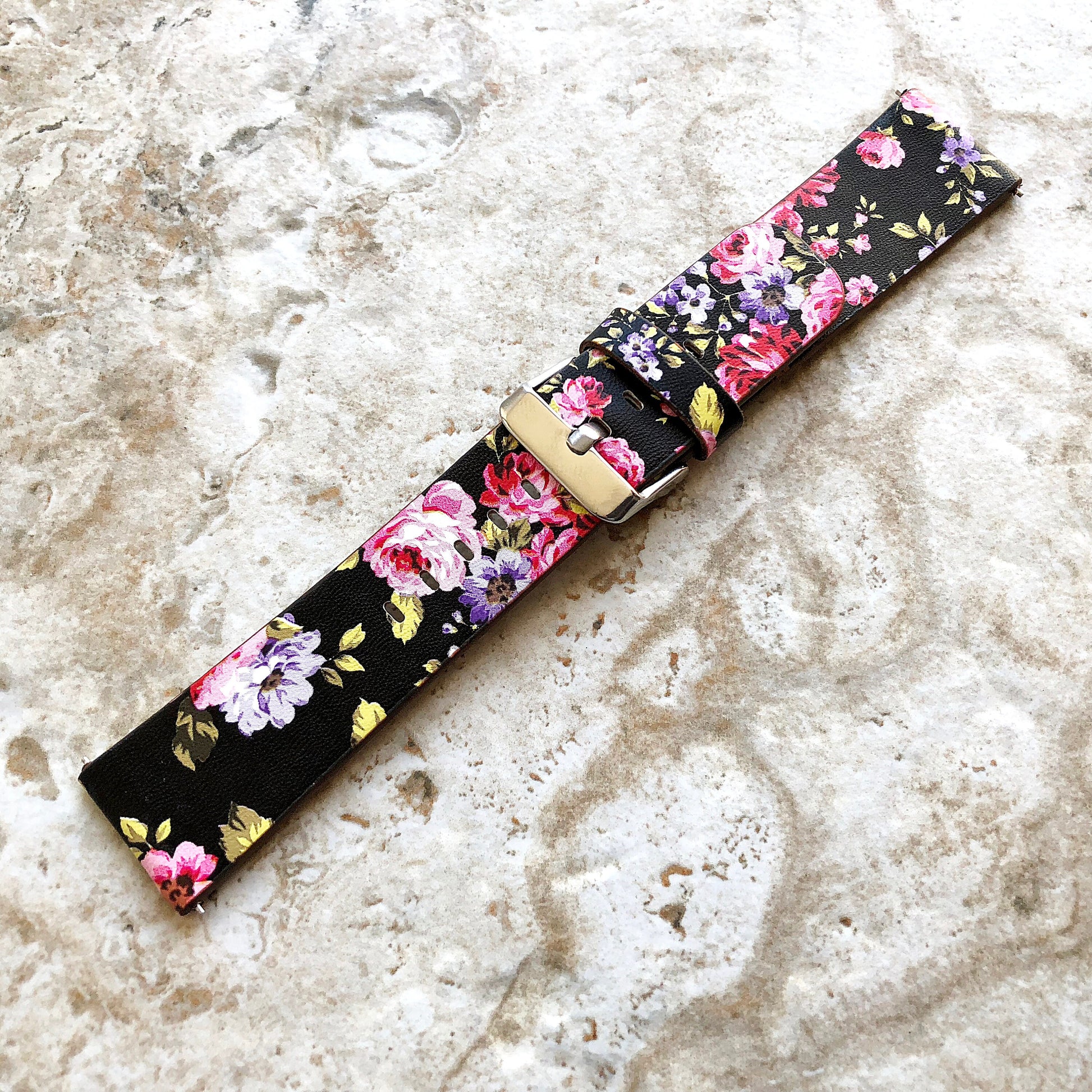 Black Red Floral FL-5 Band for Samsung Watch 7 6 5 4 40mm 44mm 45mm Classic 42mm 43mm 46mm 47mm Leather Strap with Quick Release Pins P20