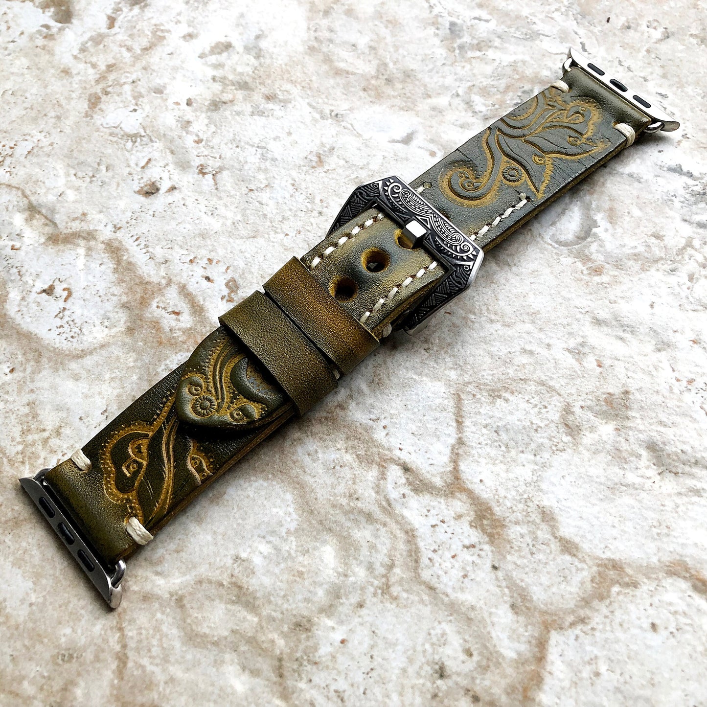 Apple Watch Ultra 2 9 8 7 SE 6 5 4 3 2 1 for iWatch 38mm 40 41 42mm 44mm 45mm 49mm Green Yellow Tooled Embossed Handmade Leather Band Strap