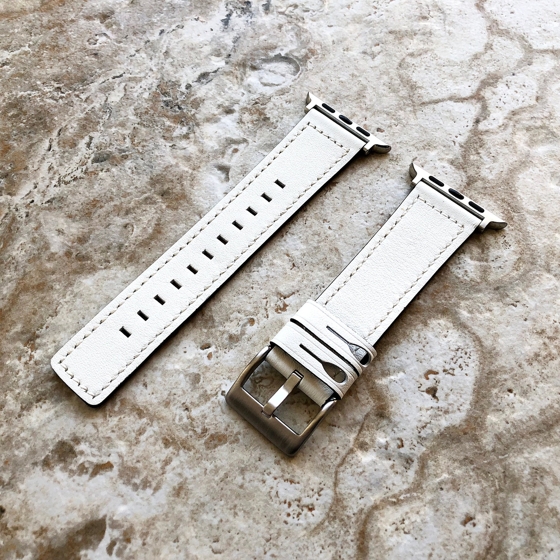 Apple White Color Soft Leather Band Straps with White Stitches for iWatch All Series 38mm 40mm 41mm 42mm 44mm 45mm 49mm Case Bracelet