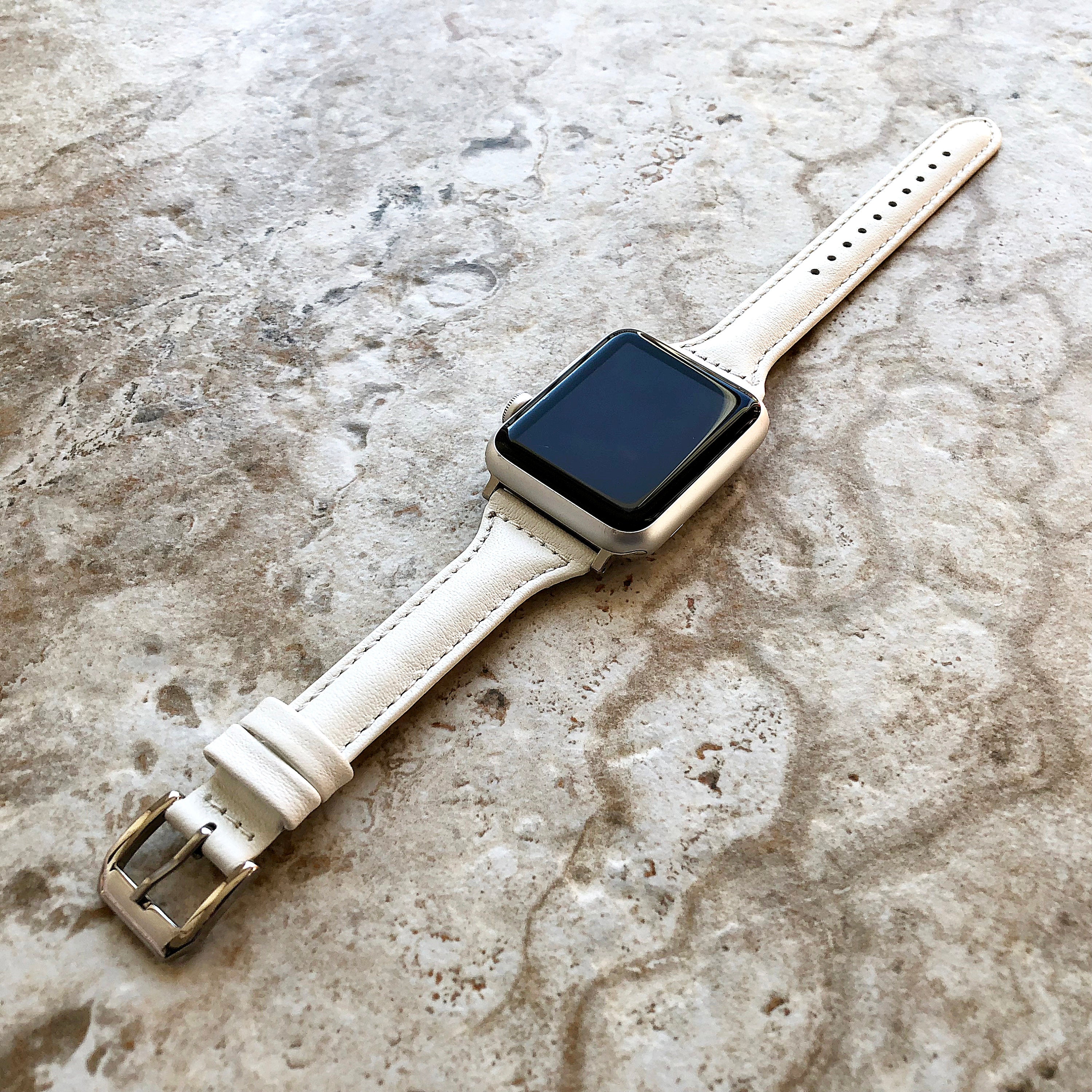 Apple White Color Slim Elegant Soft Leather Band Strap Bracelet for iWatch Ultra 2 49mm and 9 8 Series 41mm 45mm Case Handmade