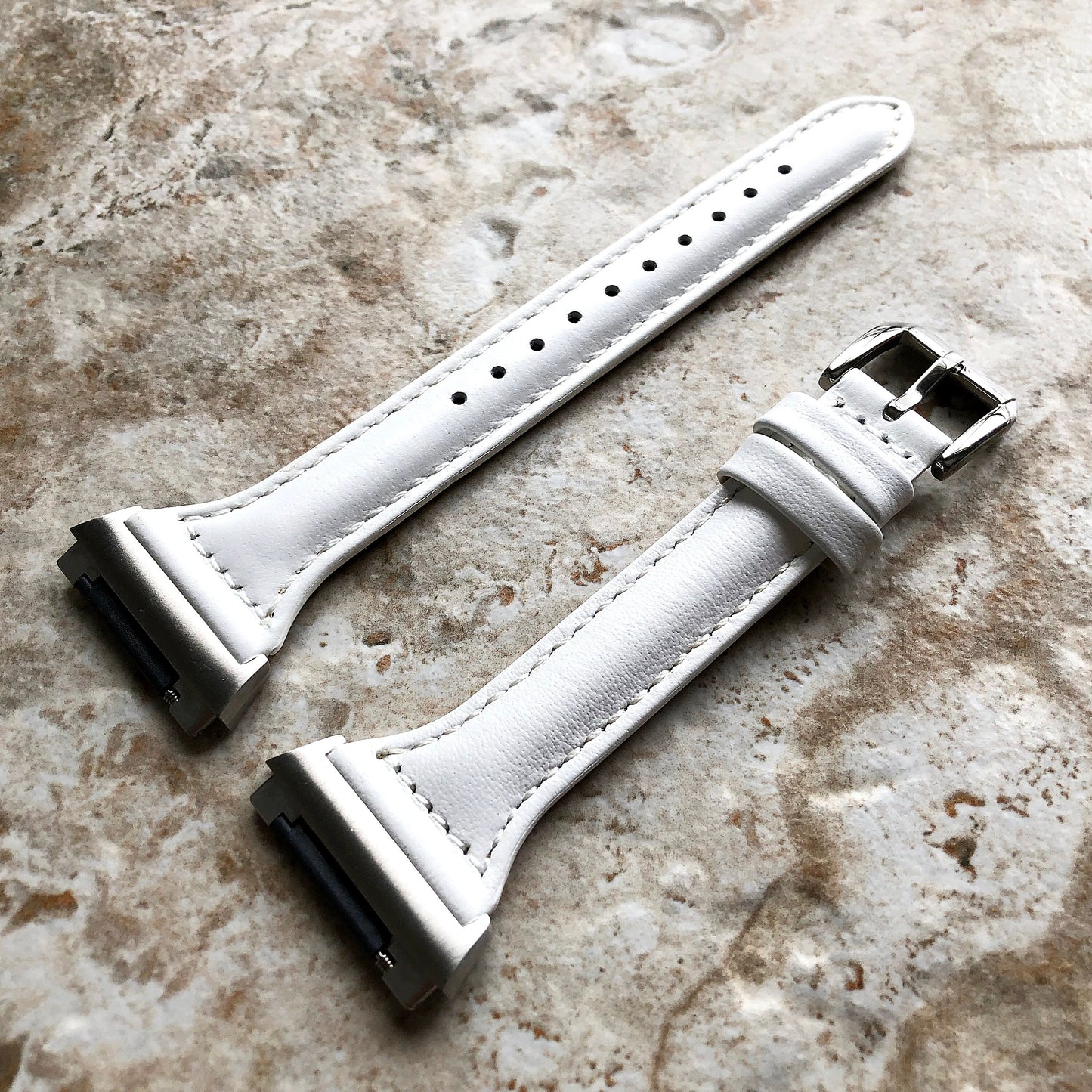 Fitbit Ionic White Color Slim Elegant Soft Leather Band Strap Bracelet for Smartwatch Quick Release Adapters in Silver Rose Gold Black