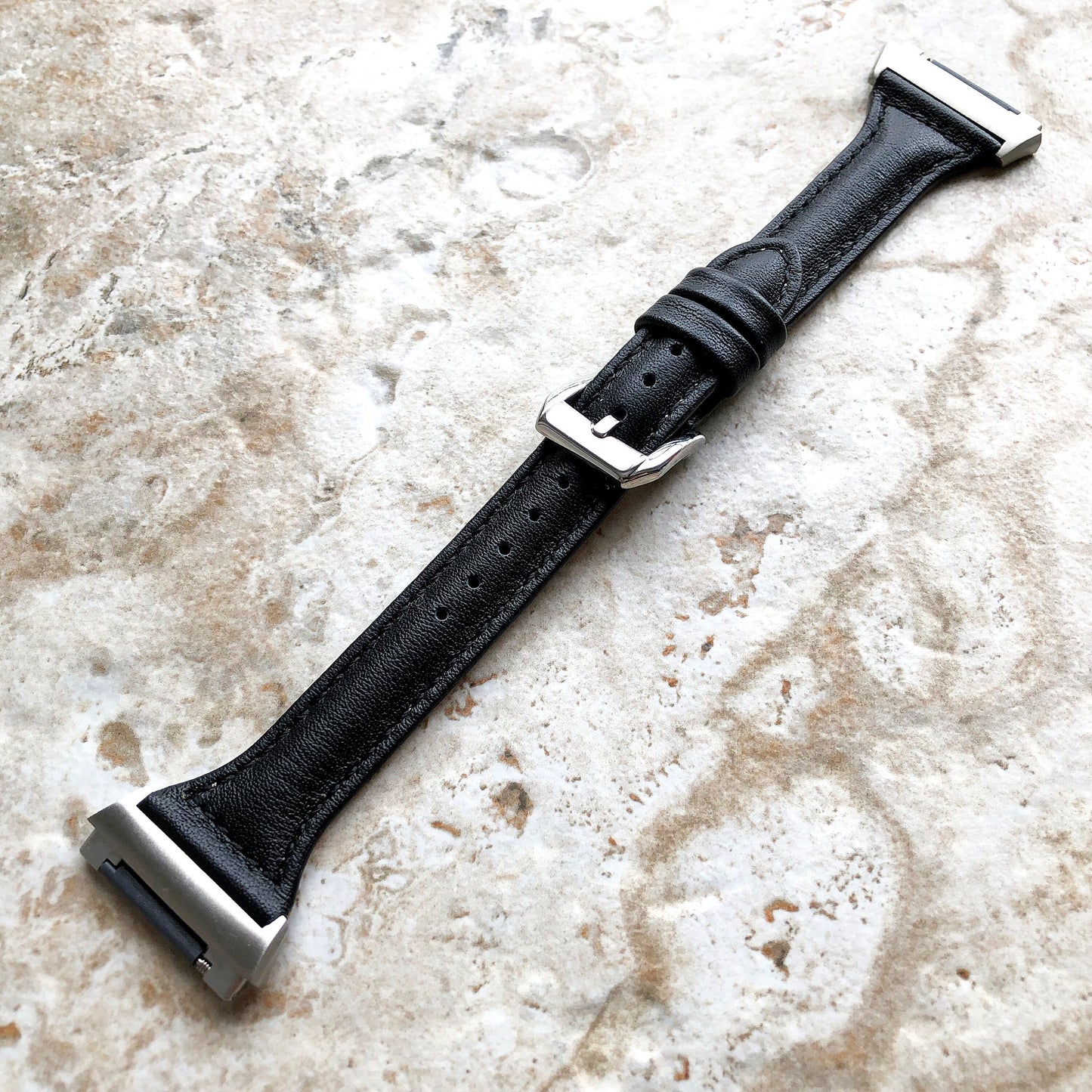 Fitbit Ionic Black Color Slim Elegant Soft Leather Band Strap Bracelet for Smartwatch Quick Release Adapters in Silver Rose Gold Black