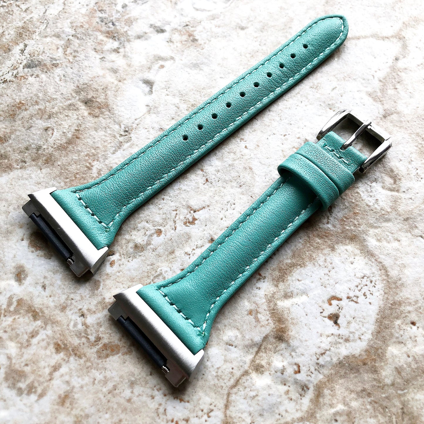 Fitbit Ionic Green Color Slim Elegant Soft Leather Band Strap Bracelet for Smartwatch Quick Release Adapters in Silver Rose Gold Black